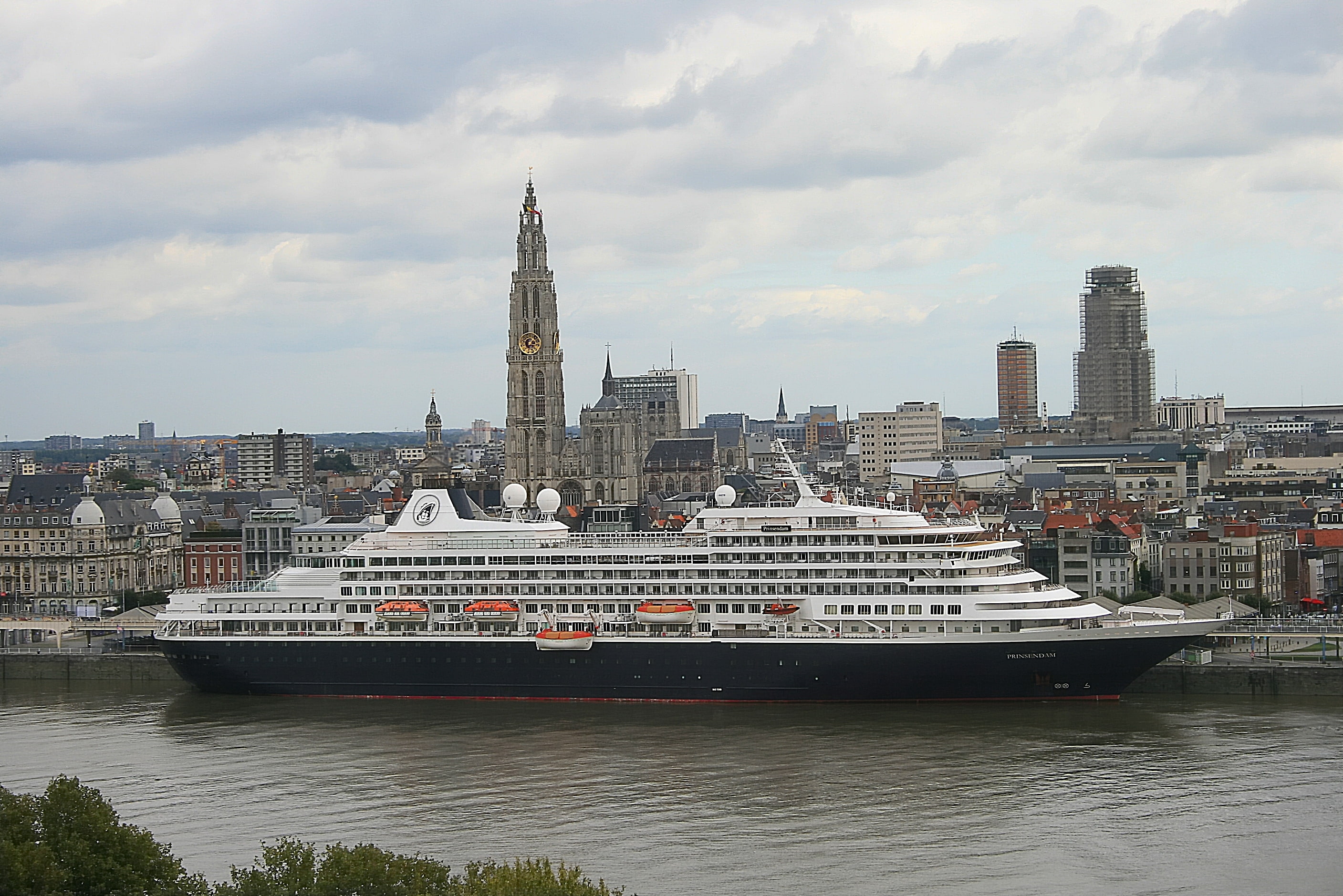 liner, Antwerp, cruise liner, Belgium, the river Scheldt, Scheldt River, cruise, the city, 2K, HD Wallpaper