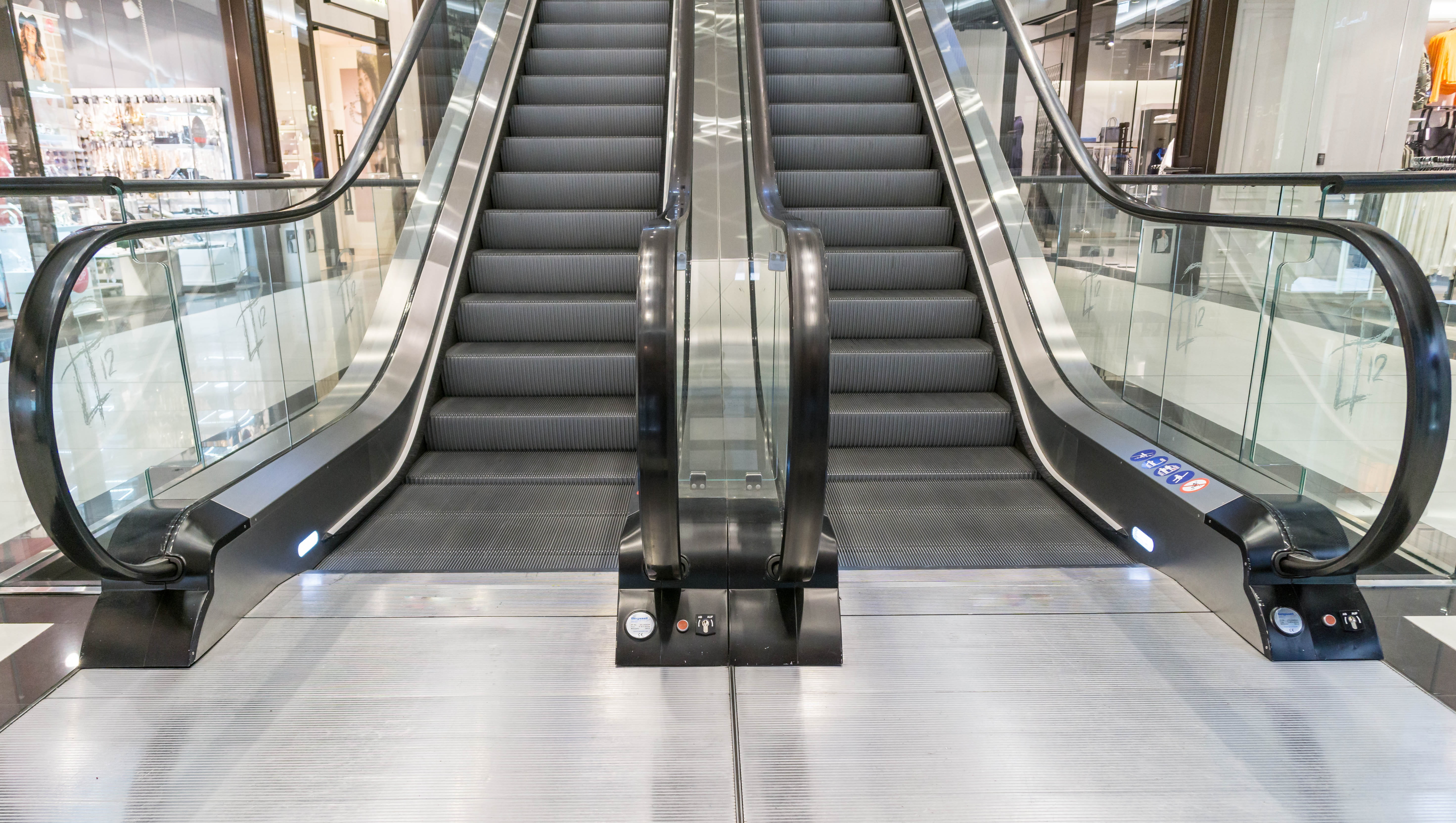 steps, market hall, consumption, travel, escalators, architecture, new building, built structure, city, connection, building, 5K, direction, department store, HD Wallpaper