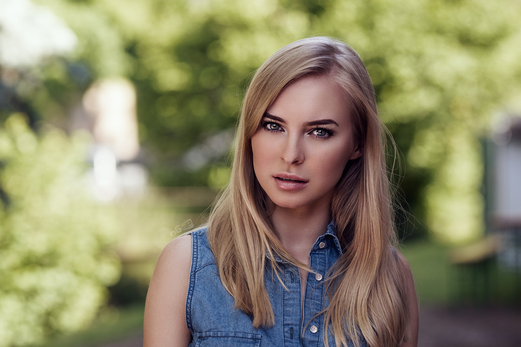 1080P, women outdoors, blonde, portrait, depth of field, women, Victoria Pichkurova, HD Wallpaper
