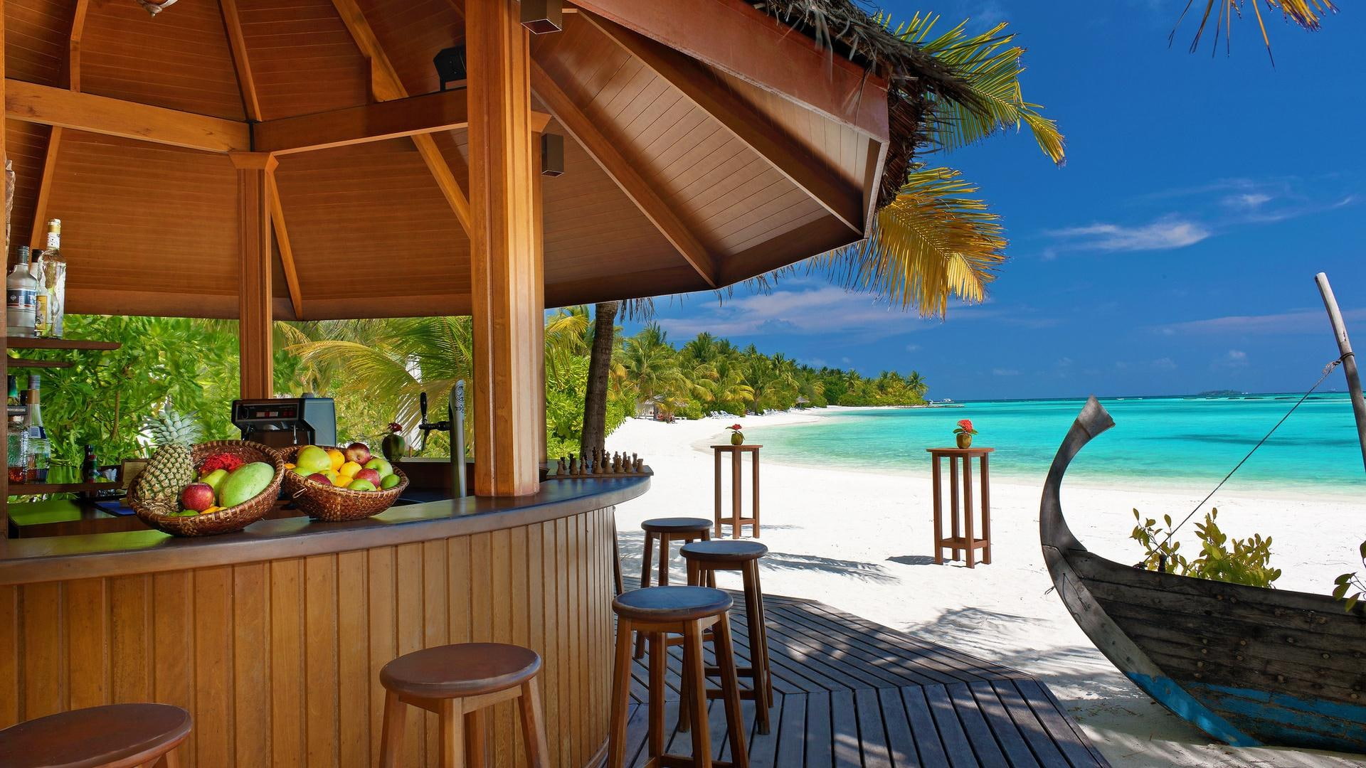 amazing, 1920x1080, stools, sand, summer, beaches, wooden, brown, boat, exotic, island, round, bar, 1080P, fruit, HD Wallpaper