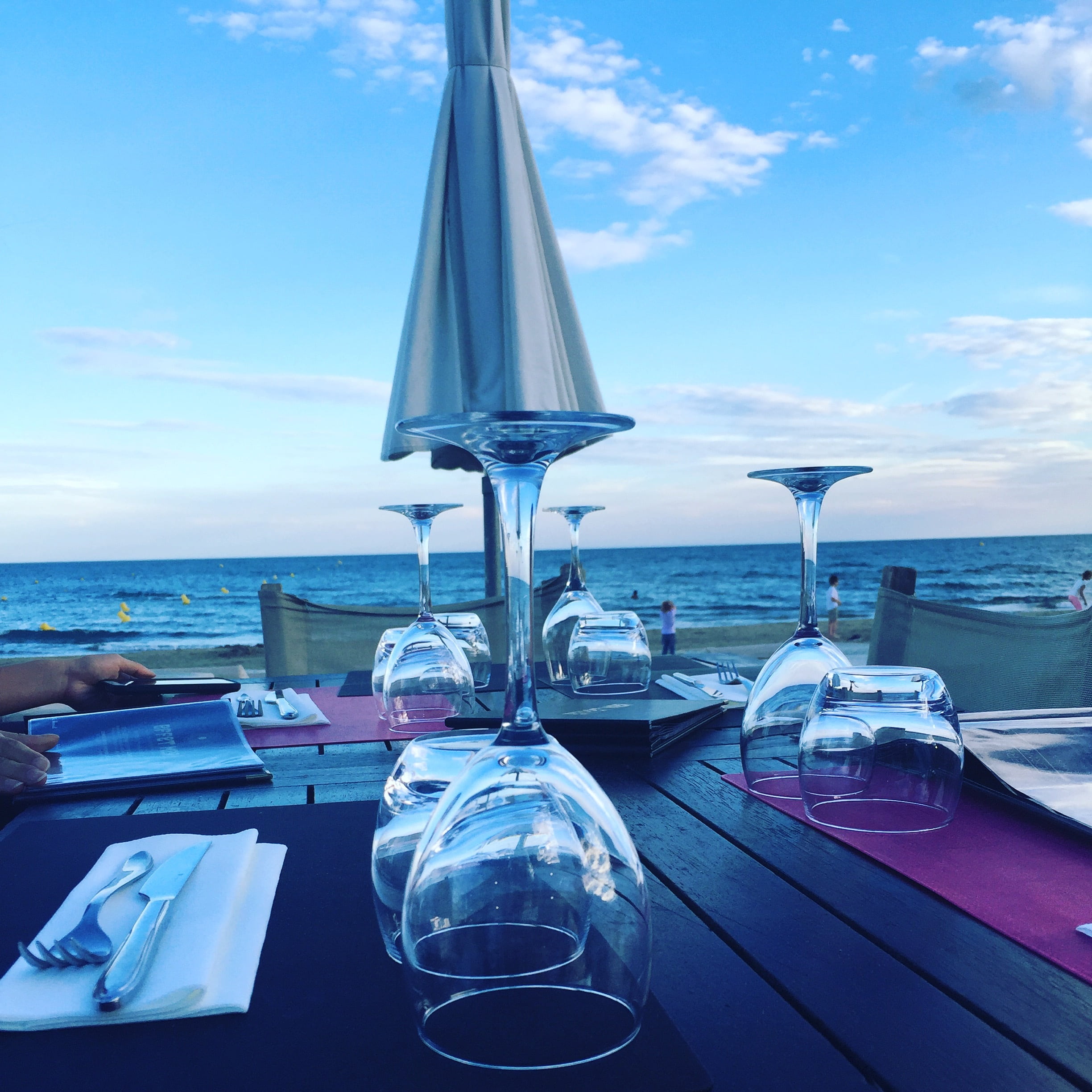 tourism, transportation, wine, sea, resort, nautical vessel, beach, beauty in nature, cafe, restaurant, near, luxury, bar, horizon, cocktail, water, day, Phone HD Wallpaper