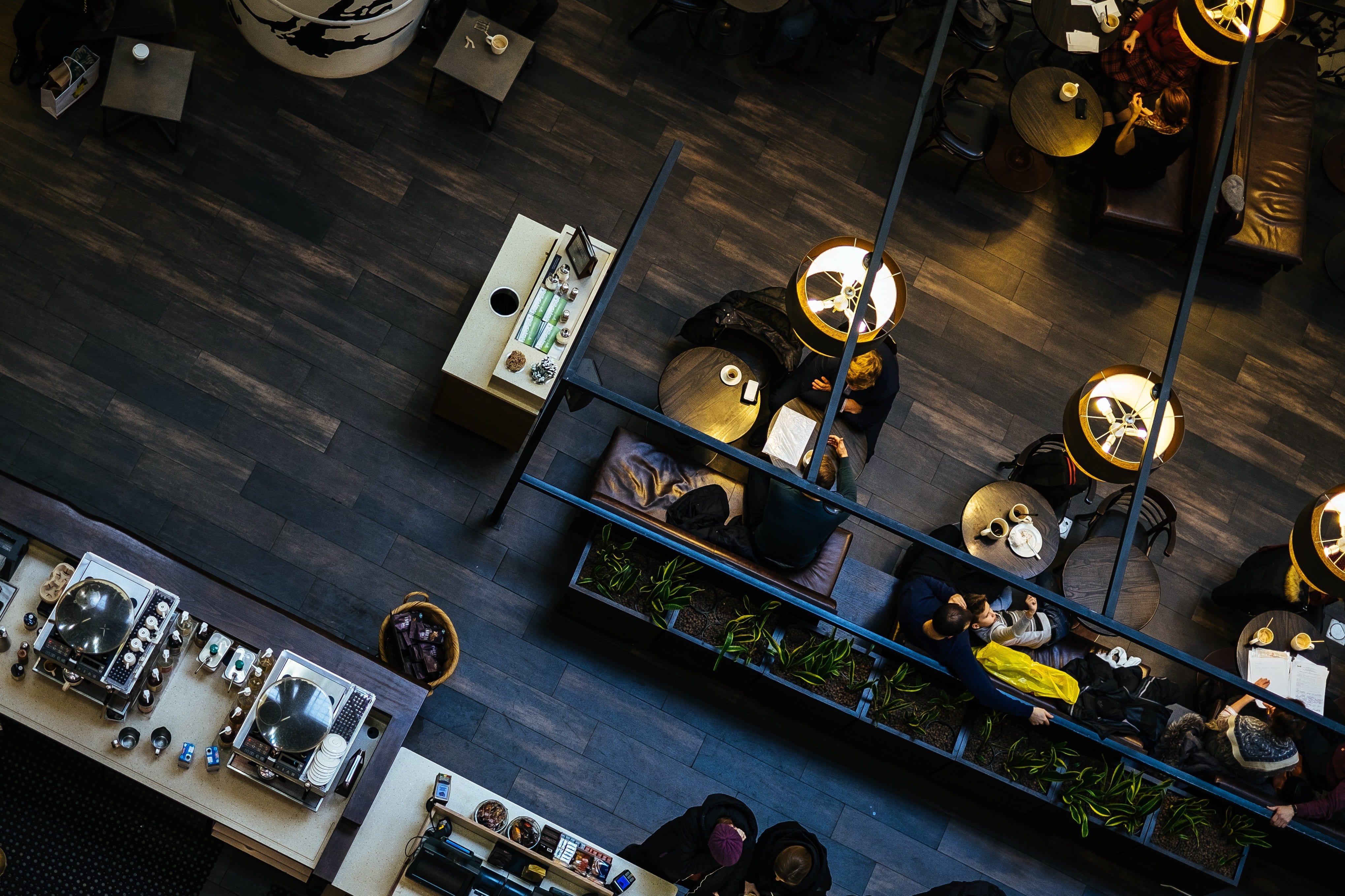 shop, bartender, wood - material, food, people, coffee, relax, top, small business, lamp, view, bar counter, group of people, indoors, table, food and drink industry, HD Wallpaper