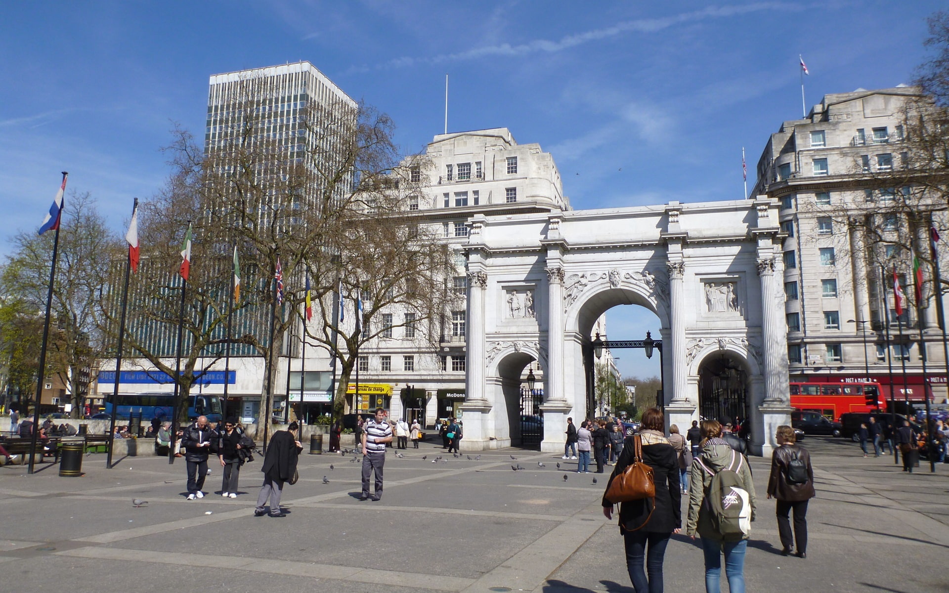 green, Street, Buildings, tree, 1080P, Baker, People, Gate, England, London, HD Wallpaper