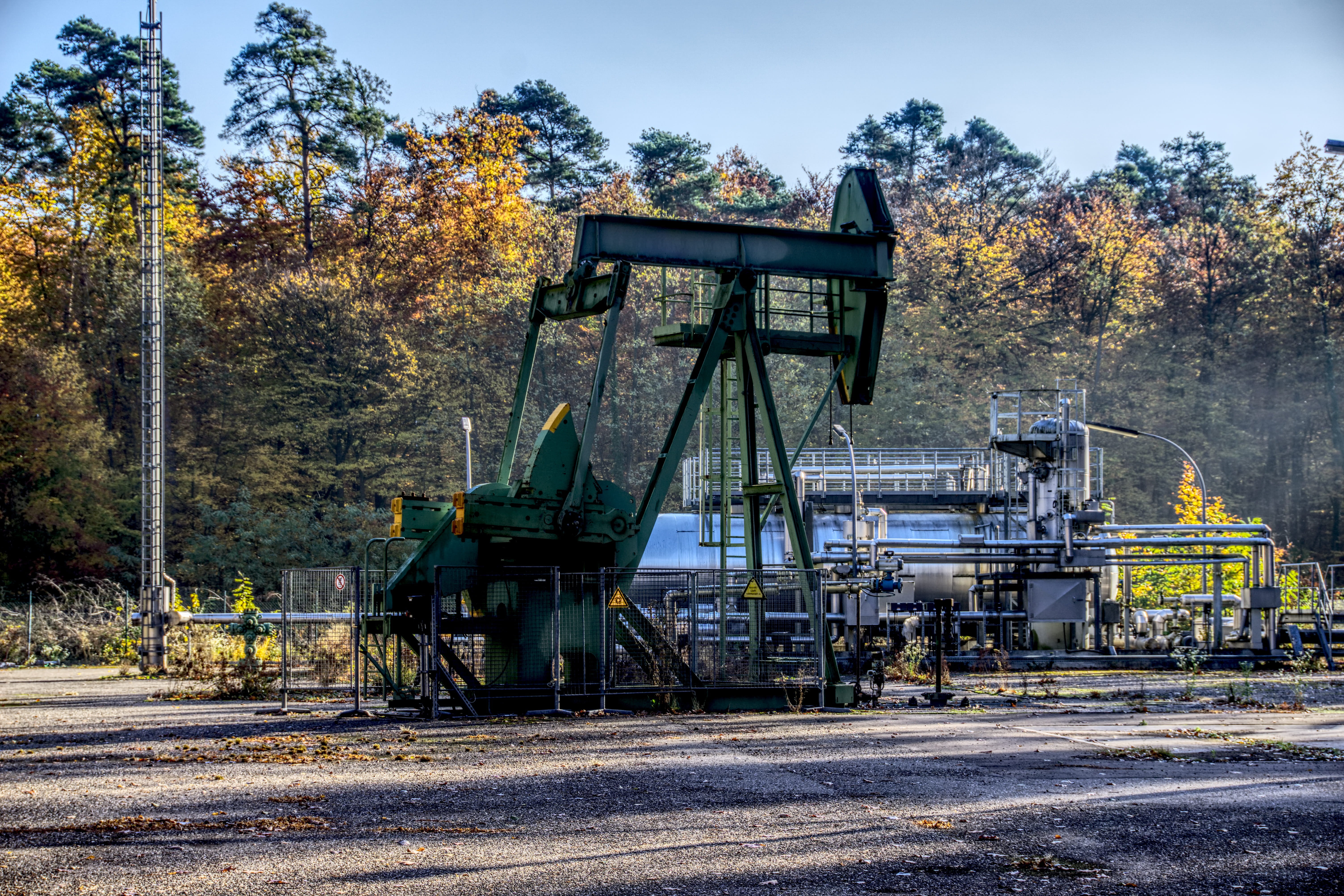 industry, no people, high dynamic range, ölpferd, oil pump, oil industry, technology, transportation, oilfield, environment, sunlight, equipment, hdr, machinery, HD Wallpaper