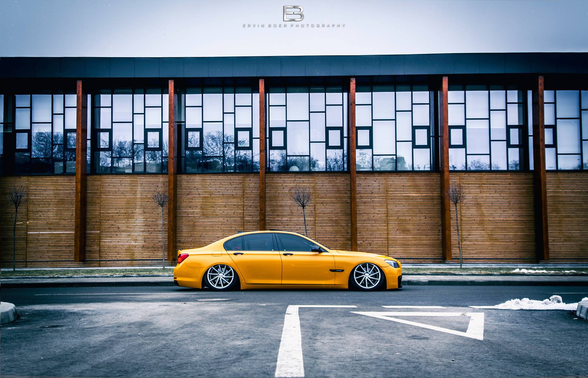 yellow, transportation, motor vehicle, yellow taxi, day, sign, BMW 7 Series, land vehicle, taxi, architecture, GajuKYD, building exterior, symbol, no people, HD Wallpaper
