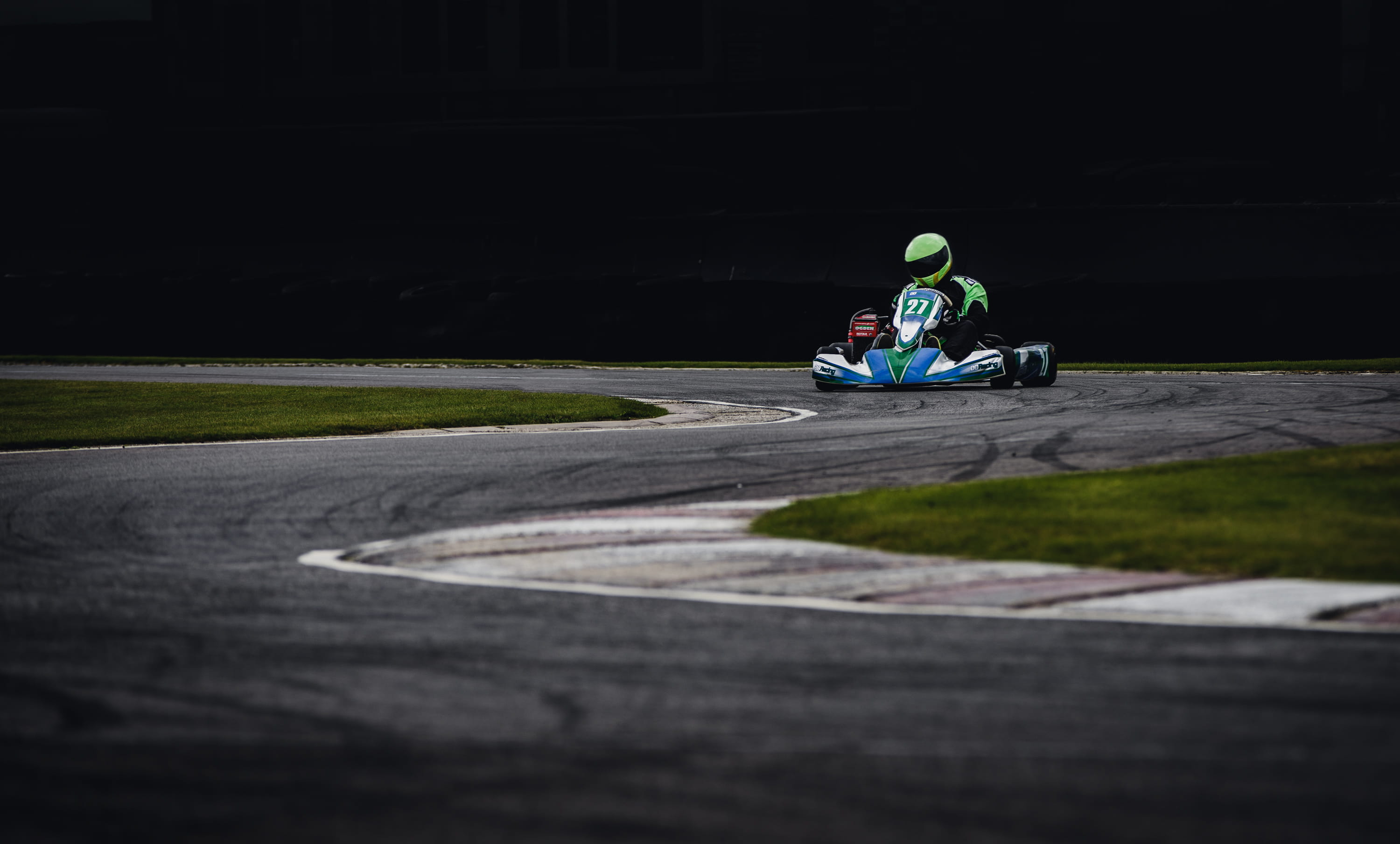 bicycle, crash helmet, person, motion, race track, race, racer, clothing, drive, driving, helmet, wheels, people, men, road, racing, go, asphalt, driver, HD Wallpaper