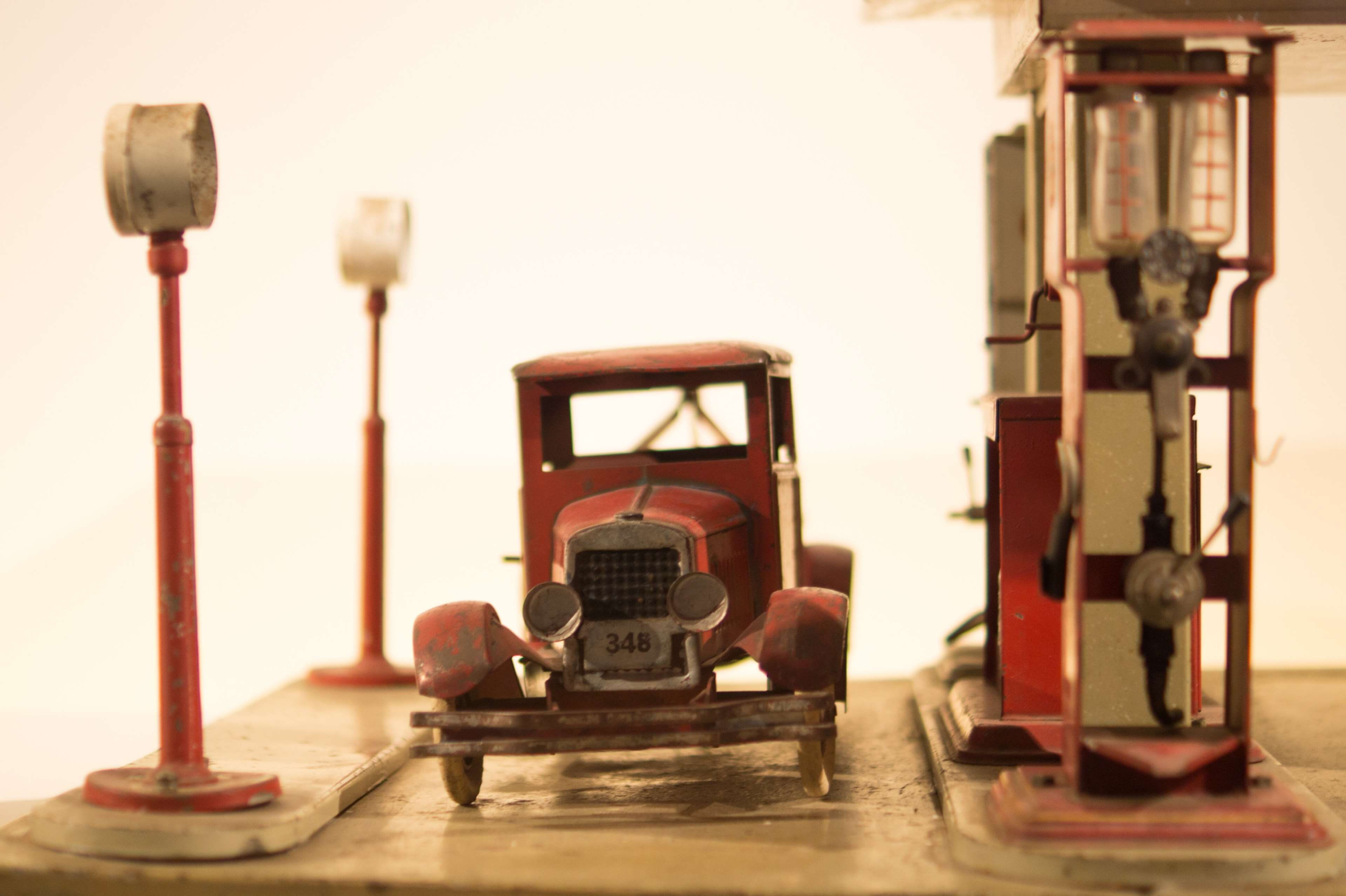 vintage, miniature, machine valve, retro styled, instrument of measurement, metal, equipment, valve, antique, red, toys, connection, machine part, industry, HD Wallpaper
