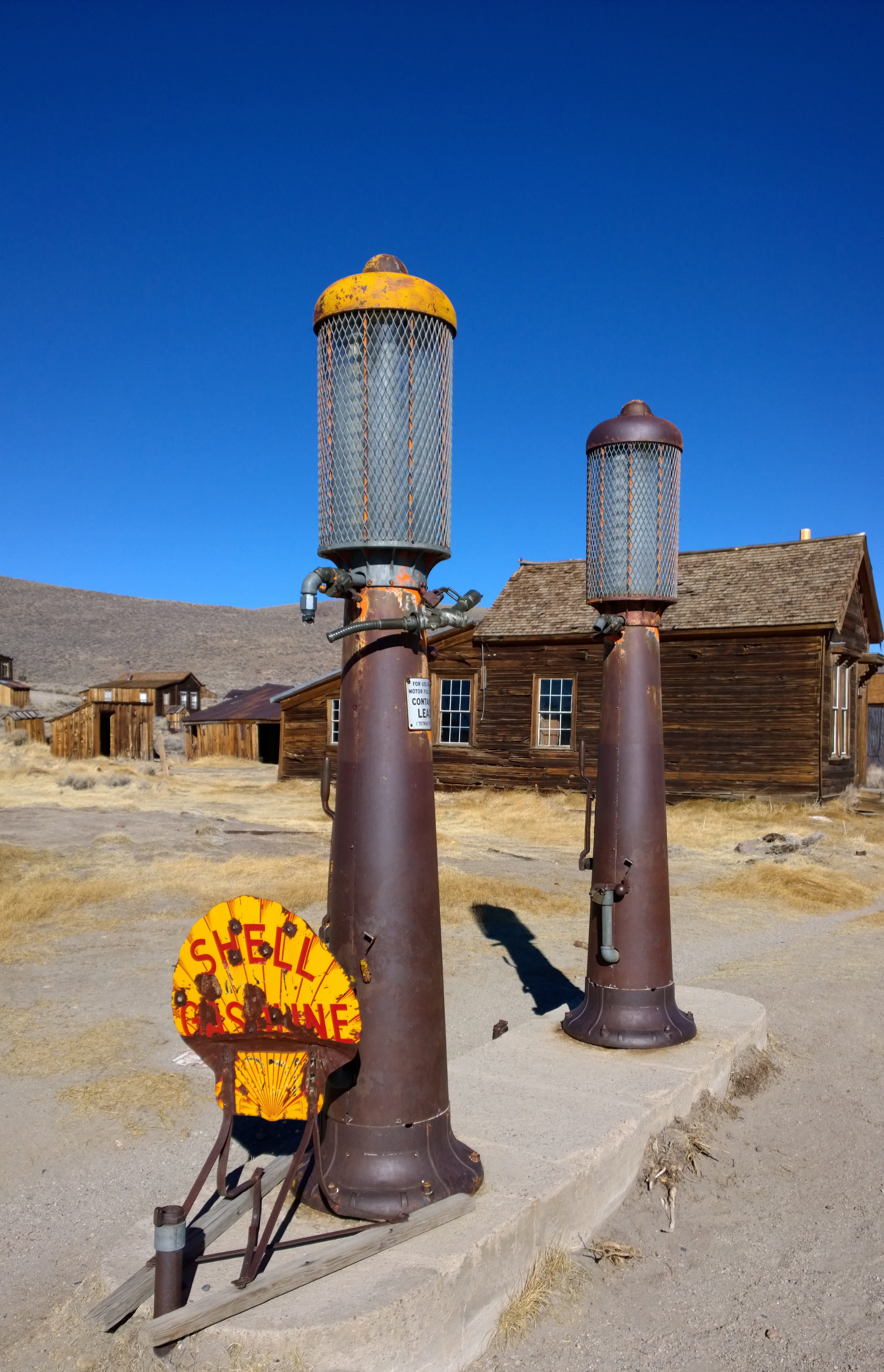 built structure, bodie, sky, building exterior, old, absence, leave, yellow, nature, day, clear sky, sunlight, land, 5K, sand, wild west, architecture, Phone HD Wallpaper