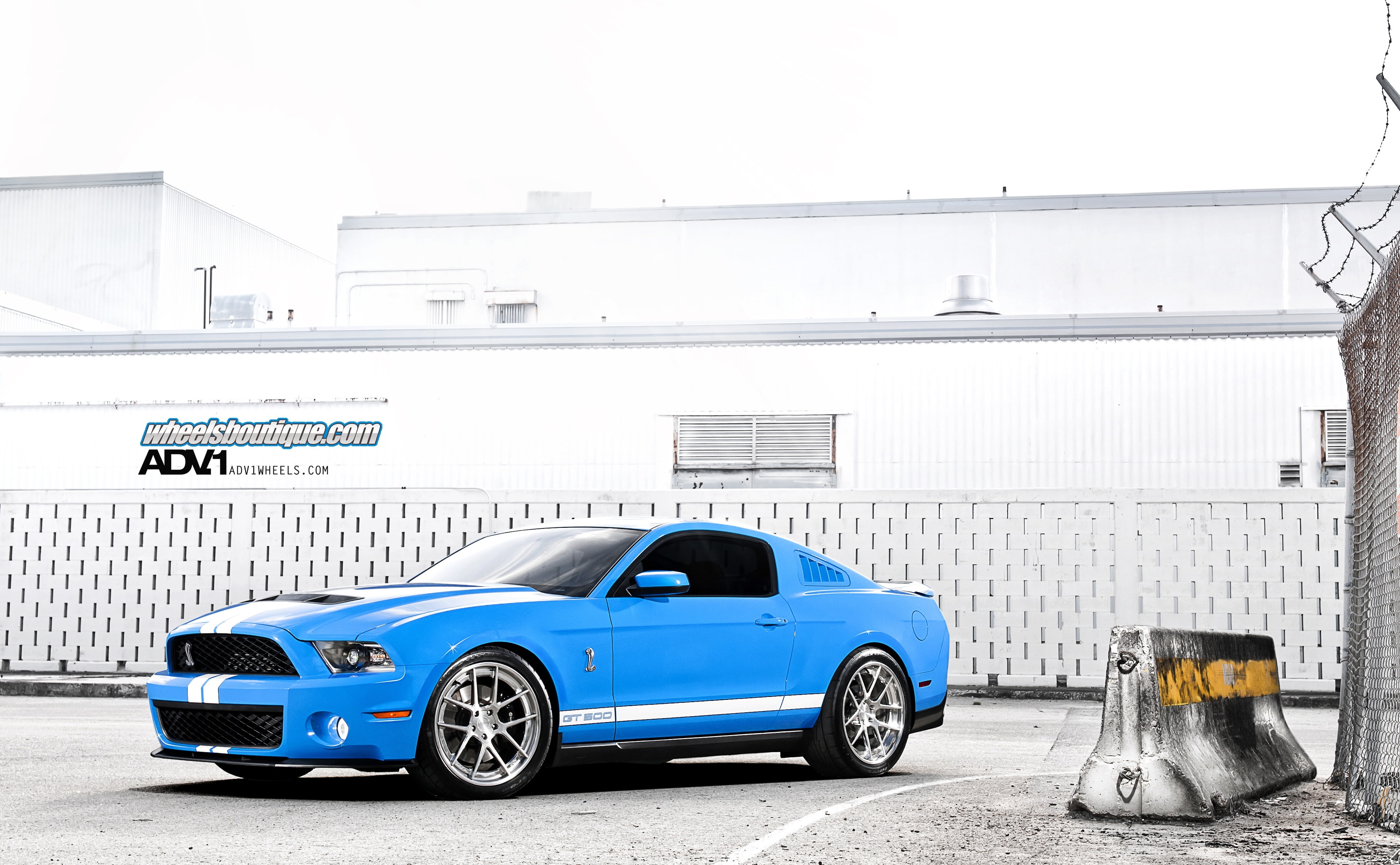 built structure, fastback, motor vehicle, shelby gt500, architecture, adv, street, vintage car, Ford, Shelby, Blue, outdoors, gt, coupe, road, GT500, ford gt500, HD Wallpaper