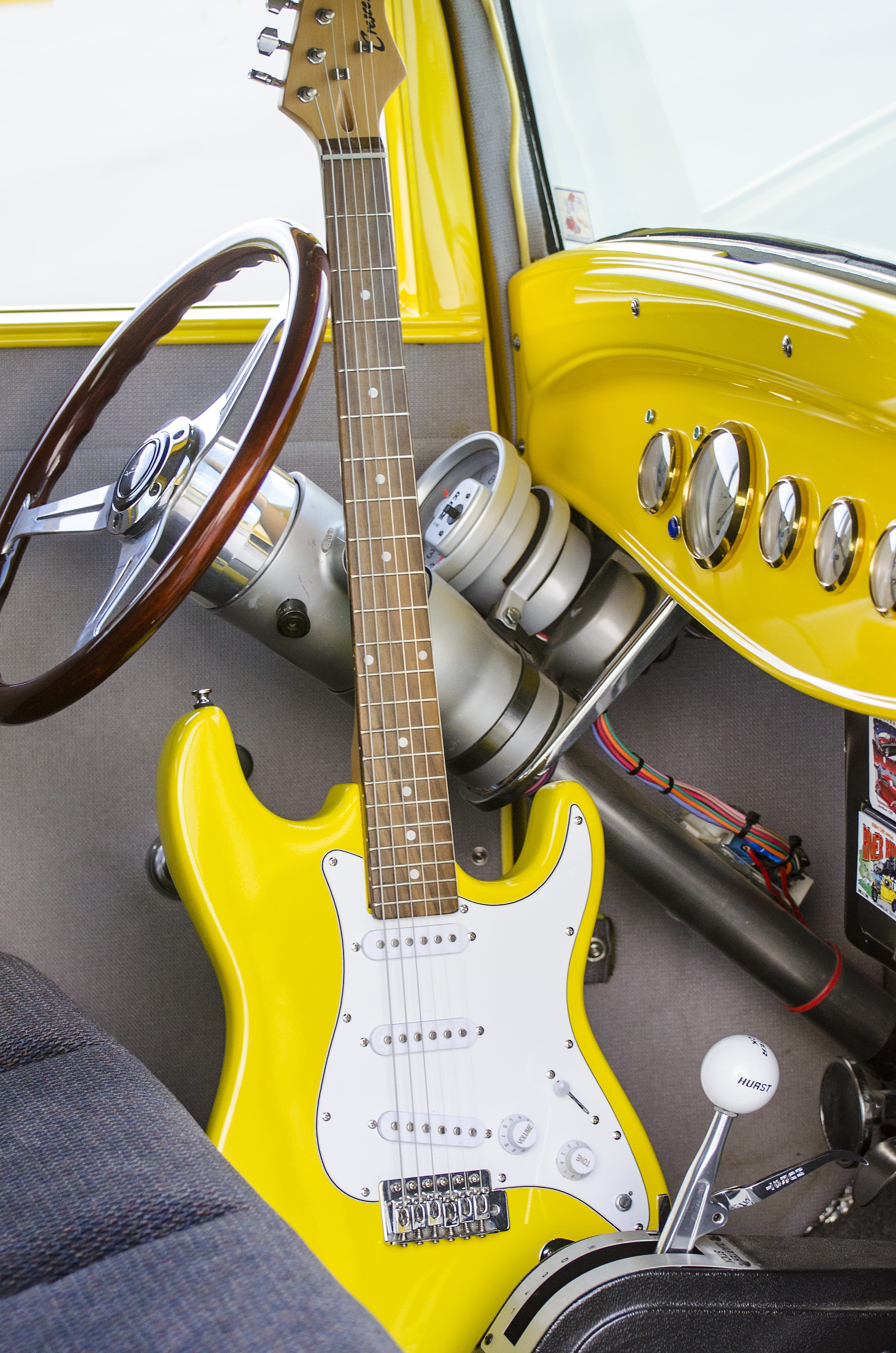 classic, gauges, vehicle, knob, interior, dials, car, luxury, still life, yellow, automobile, steering wheel, work tool, chrome, dashboard, muscle car, Phone HD Wallpaper