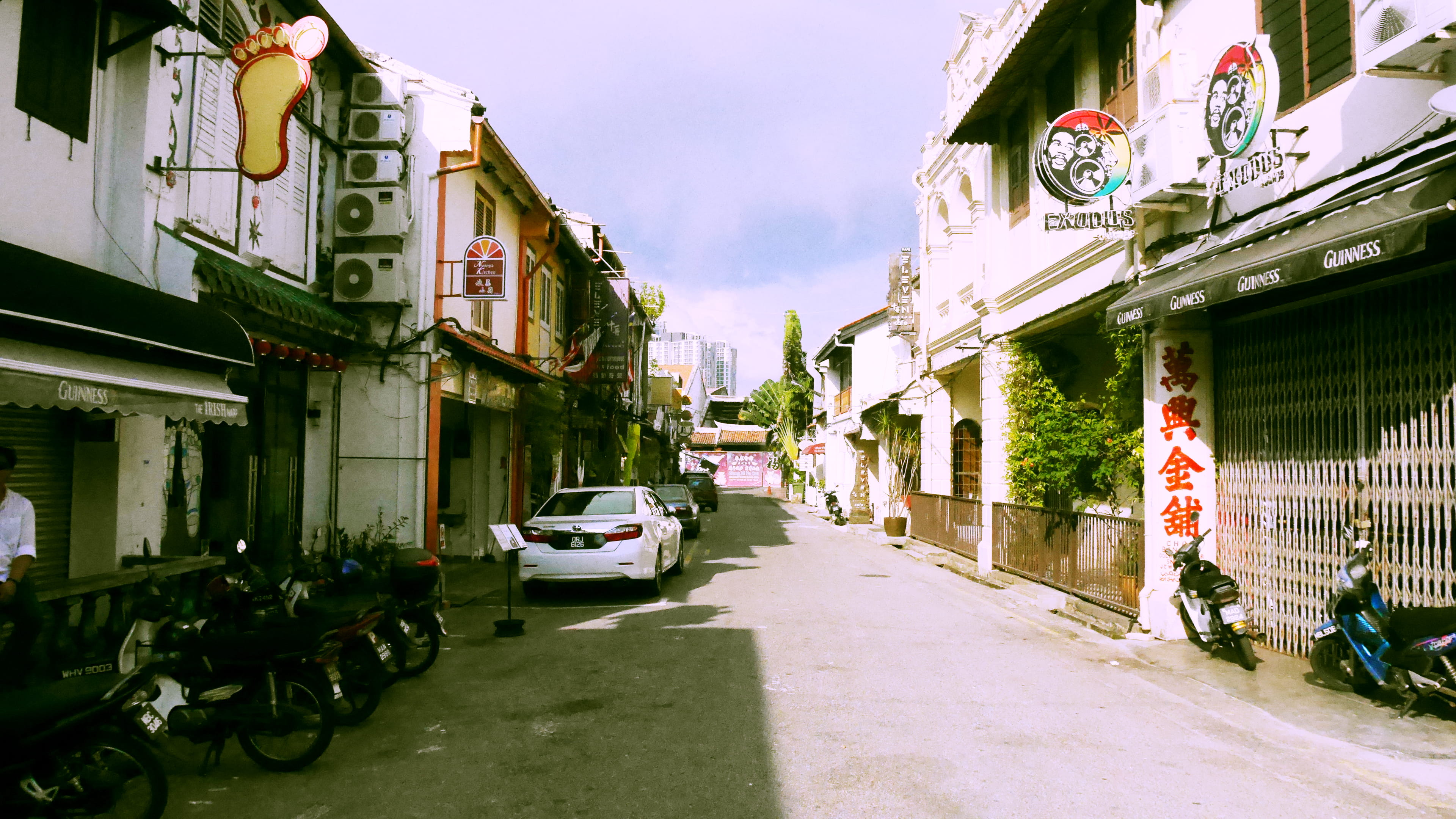 residential district, built structure, car, land vehicle, nature, mode of transportation, road, backalley, the way forward, day, building exterior, malacca, HD Wallpaper