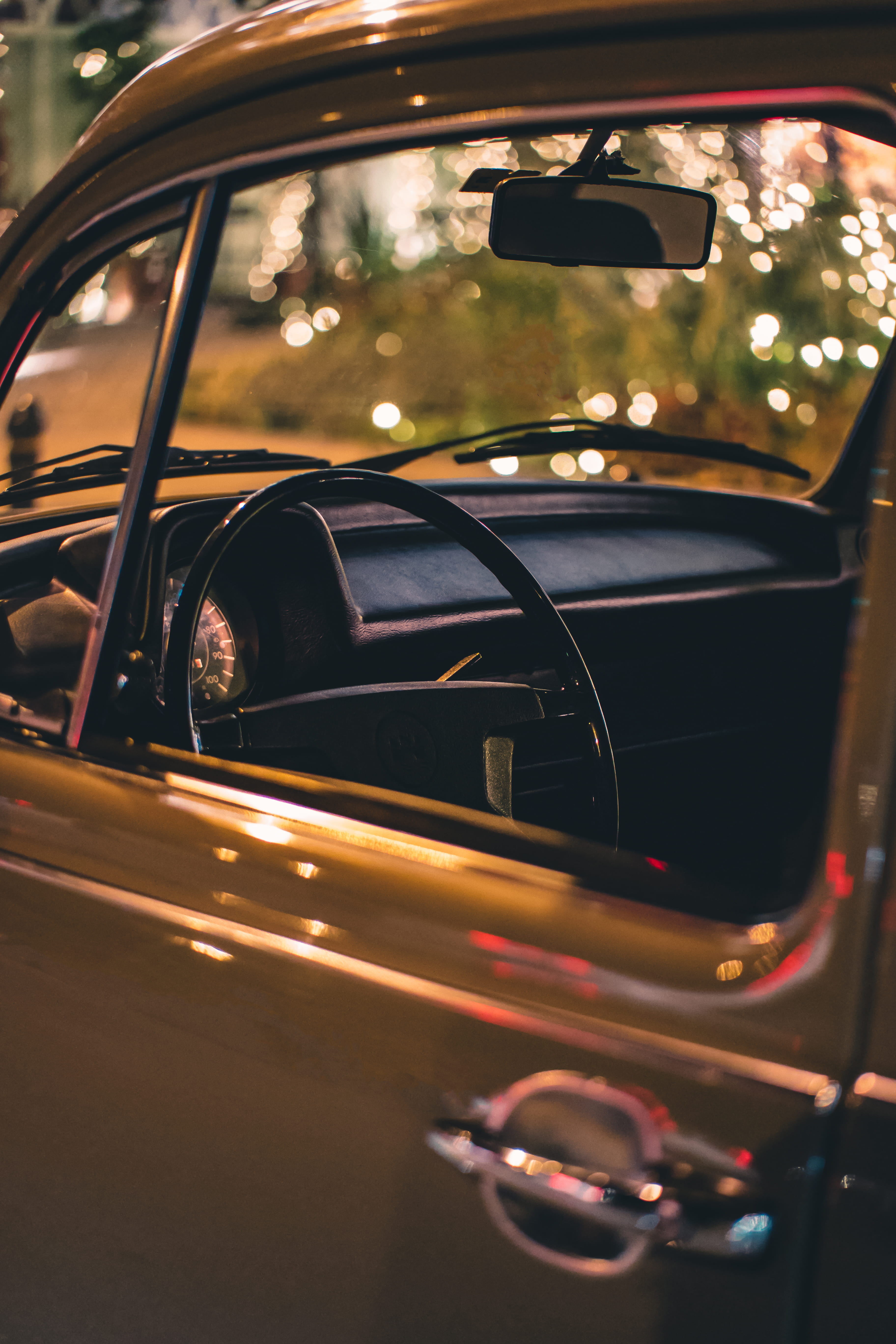classic car, steering wheel, vintage car, close -up, vw, luxury, focus on foreground, door, car, wheel, blur, classic, glass - material, old car, style, Phone HD Wallpaper