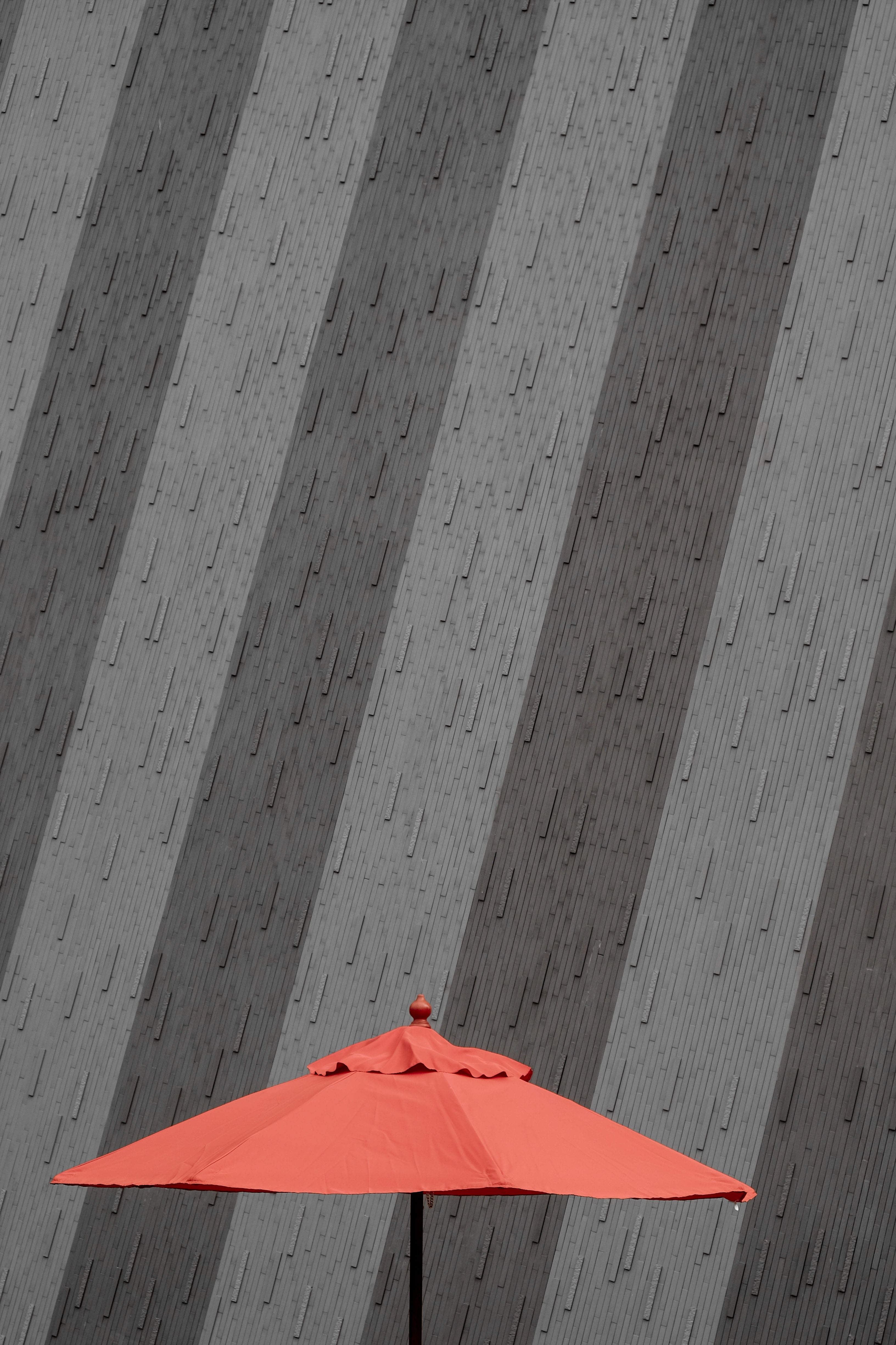 day, art and craft, red, texture, minimalism, 4K, no people, parasol, footpath, protection, shape, photo, close-up, wall - building feature, pattern, decoration, Phone HD Wallpaper