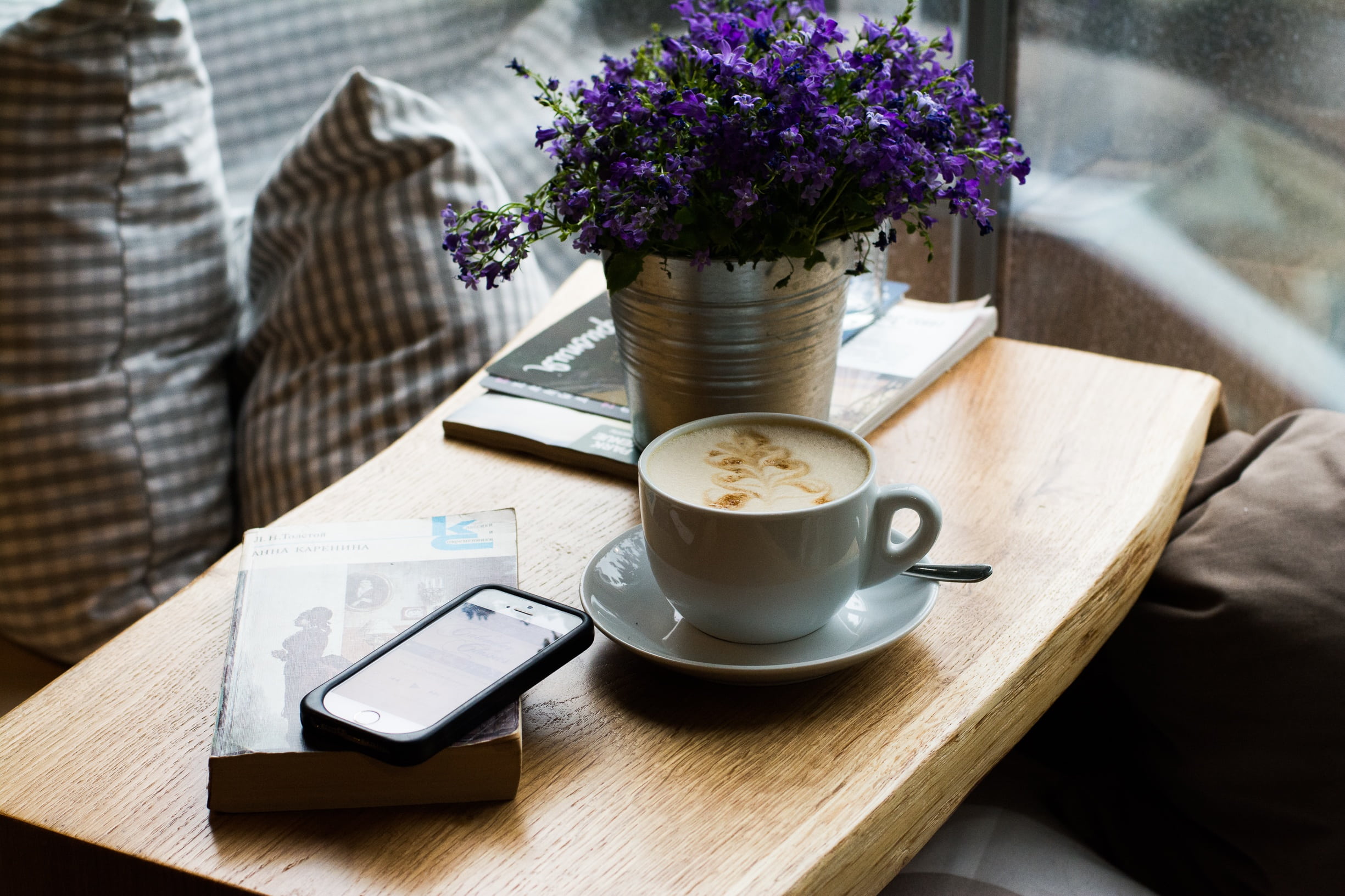 ceramic, iphone, freshness, wood - material, white, book, coffee, food, wood, drink, no people, flowering plant, vase, saucer, refreshment, coffee - drink, HD Wallpaper