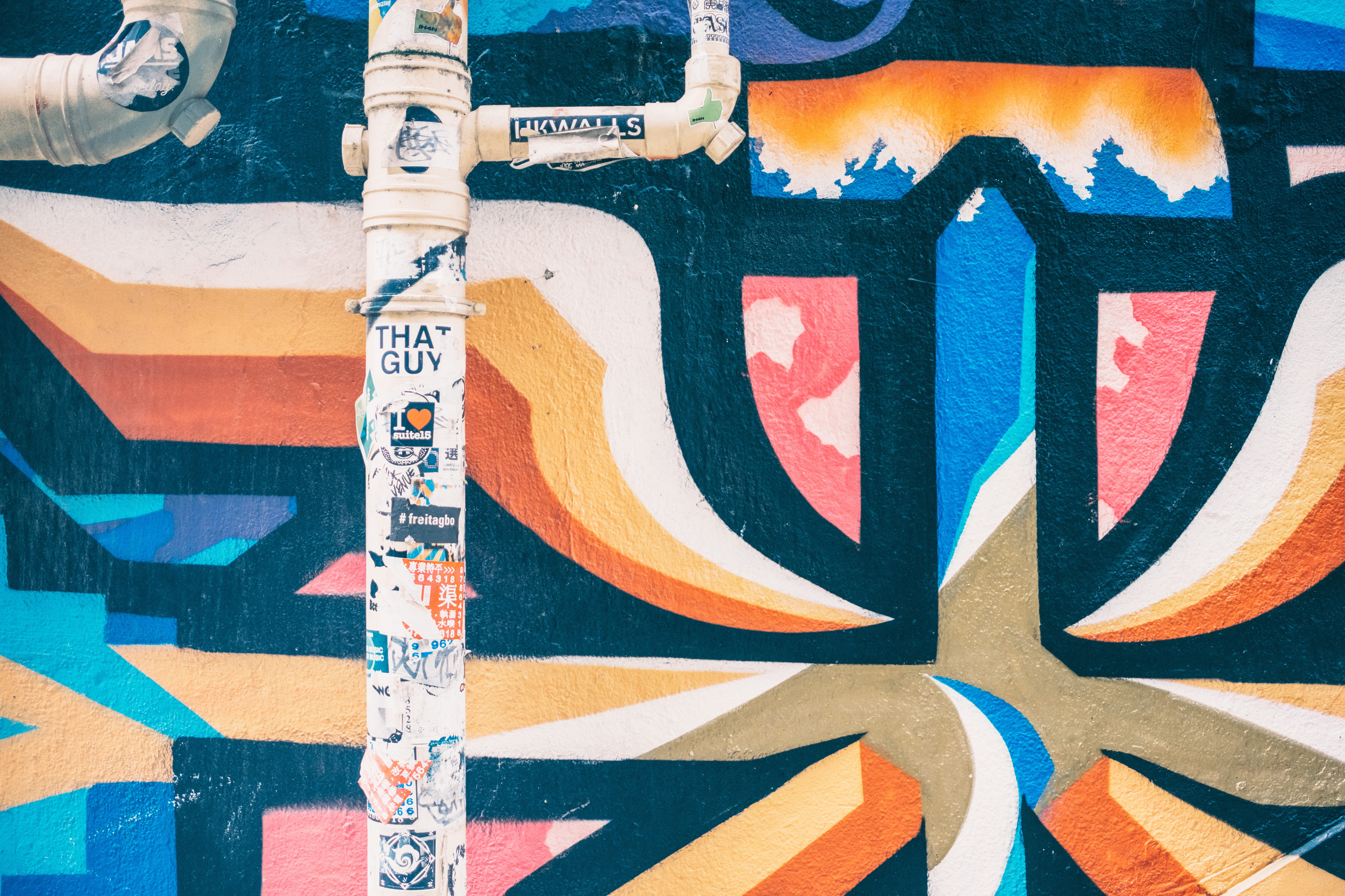 text, urban, no people, 5K, asium, built structure, art, street, outdoors, graffiti, wall, creativity, hong kong, painting, western script, day, backgrounds, HD Wallpaper