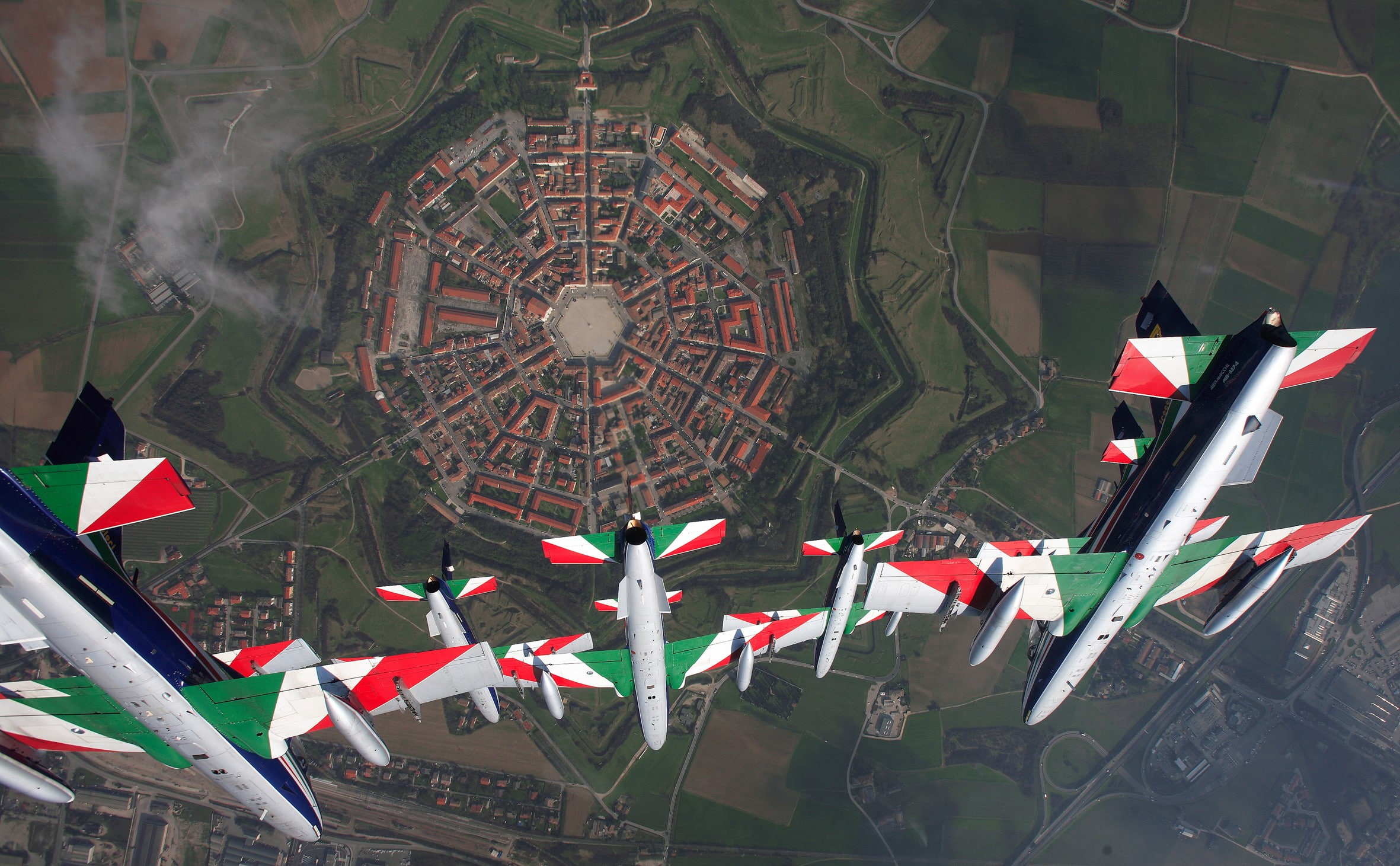 Palmanova, building, air force, 1080P, city, landscape, house, Frecce Tricolori, Italy, HD Wallpaper