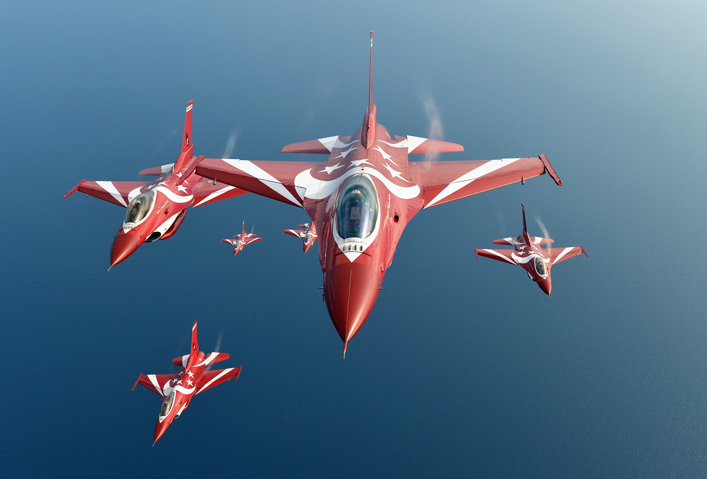 blue background, motion, sky, aircraft, on the move, flying, clear sky, red, mode of transportation, nature, air vehicle, vehicle, stealth, fighter plane, HD Wallpaper