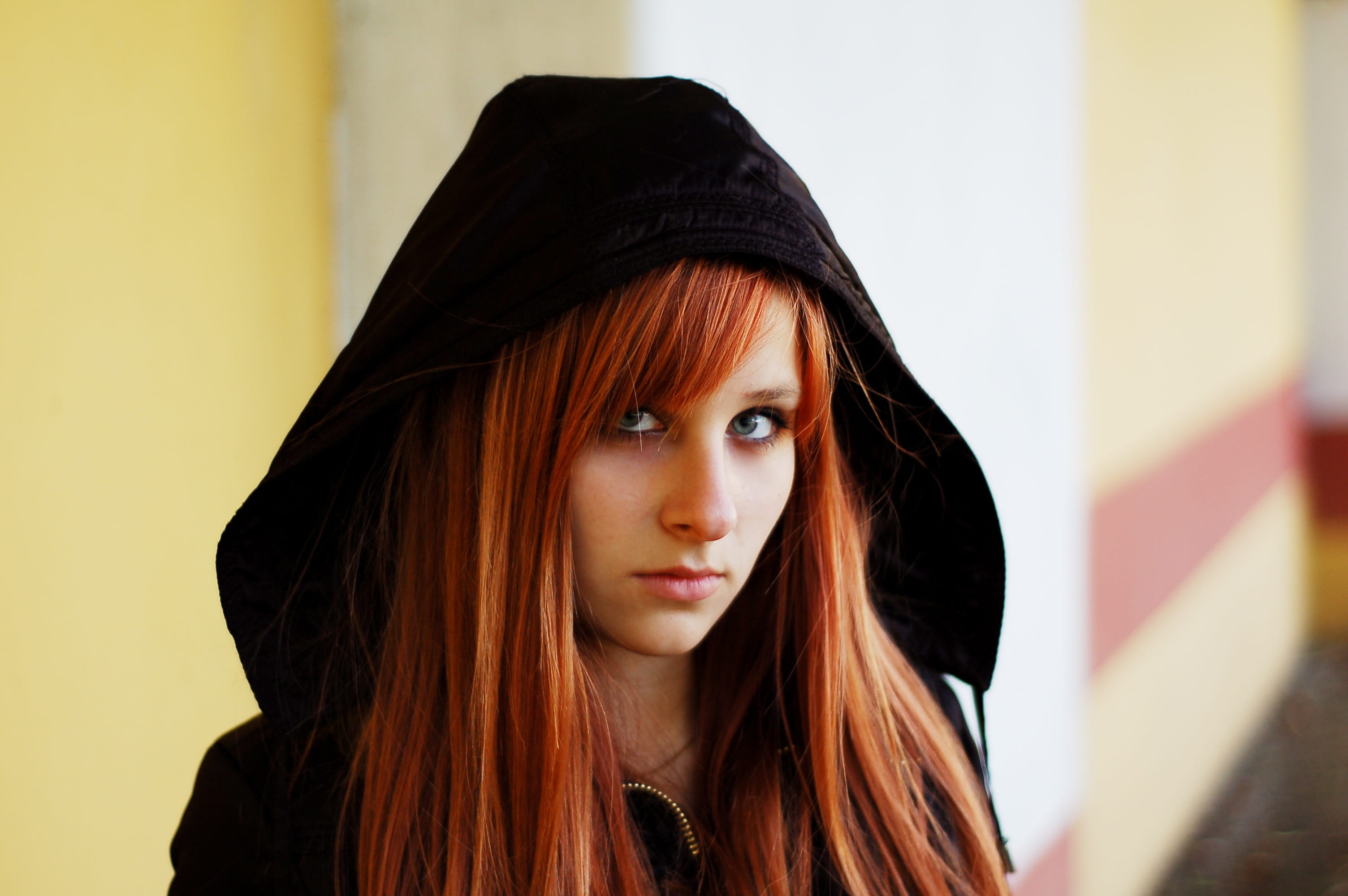 young women, witch, leisure activity, hood, redhead, redhair, 2K, long hair, fashion, bangs, headshot, looking at camera, bokeh, women, indoors, beautiful woman, HD Wallpaper