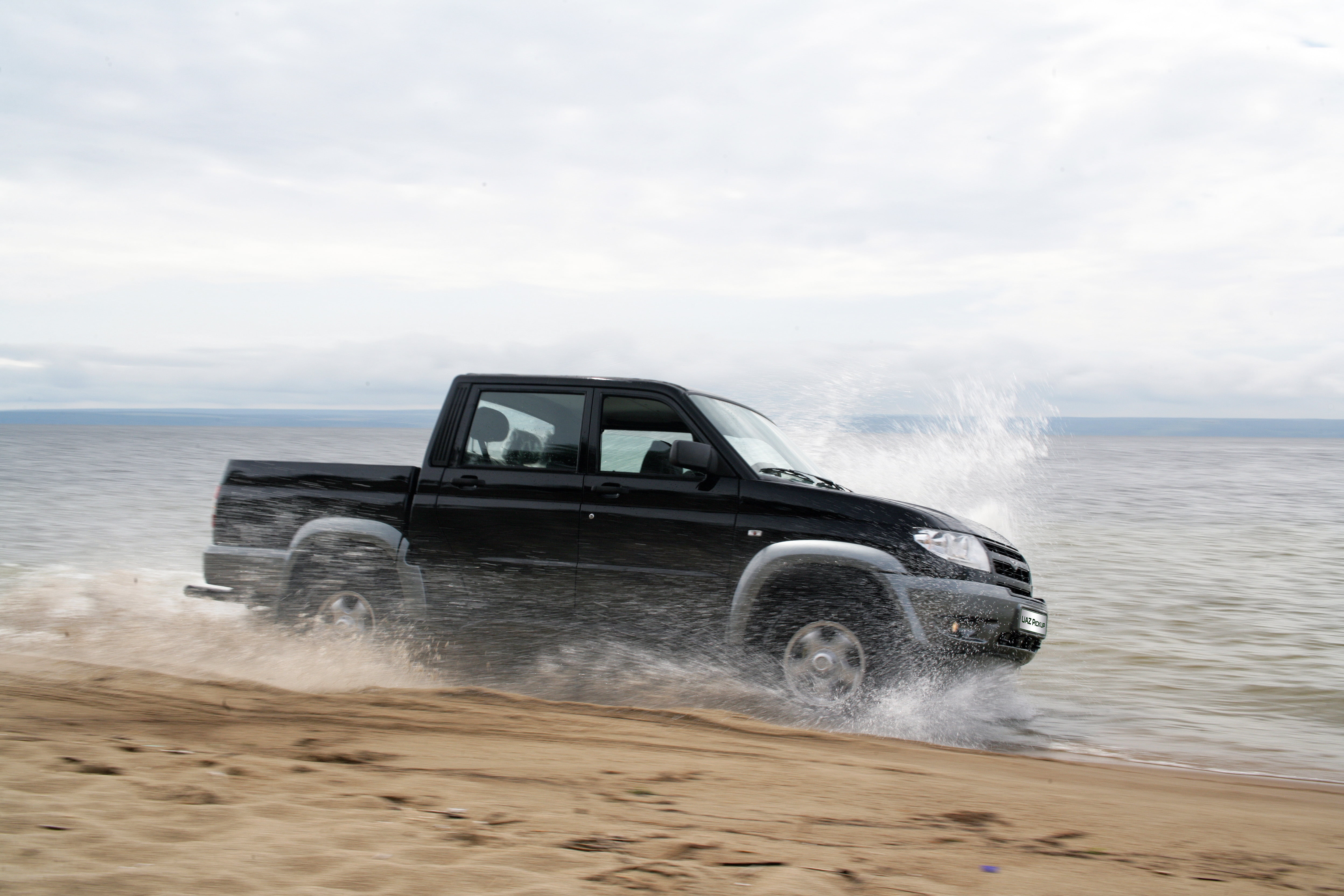 black, no people, motion, scenics - nature, transportation, 4K, sky, water, truck, shore, pickup, outdoors, dust, UAZ, off-road, motor vehicle, beauty in nature, HD Wallpaper