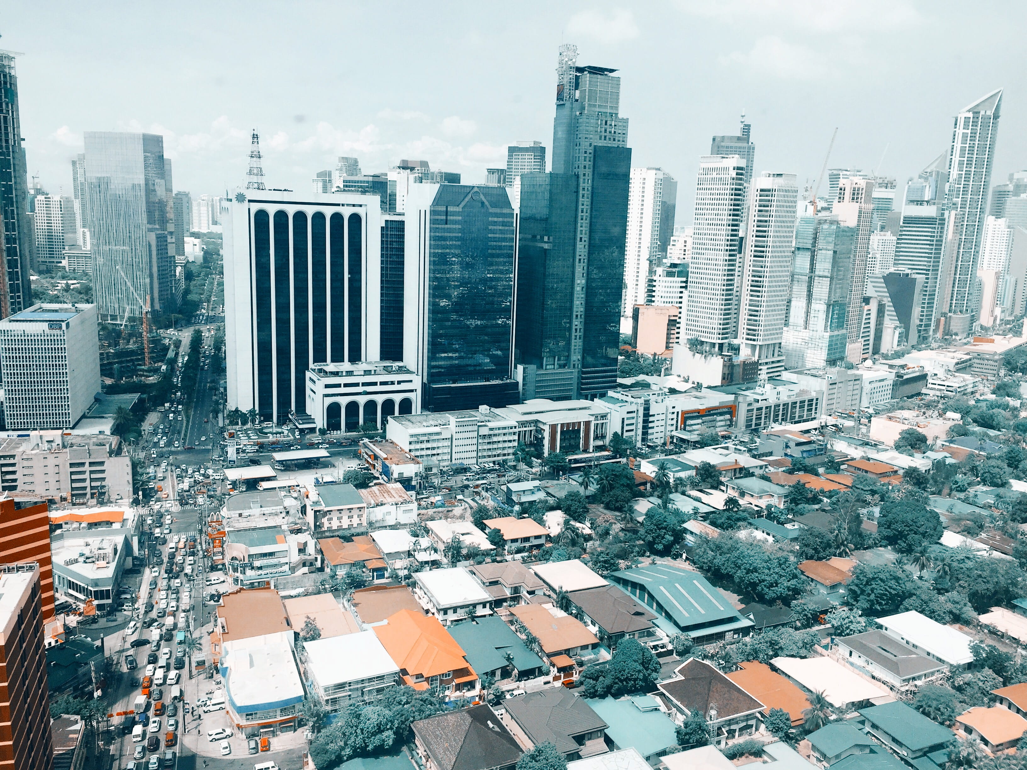 tall, residential district, sky, skyscraper, Philippines, office, road, concrete, traffic jam, sight, urban, contemporary, city view, white, landmark, cars, HD Wallpaper