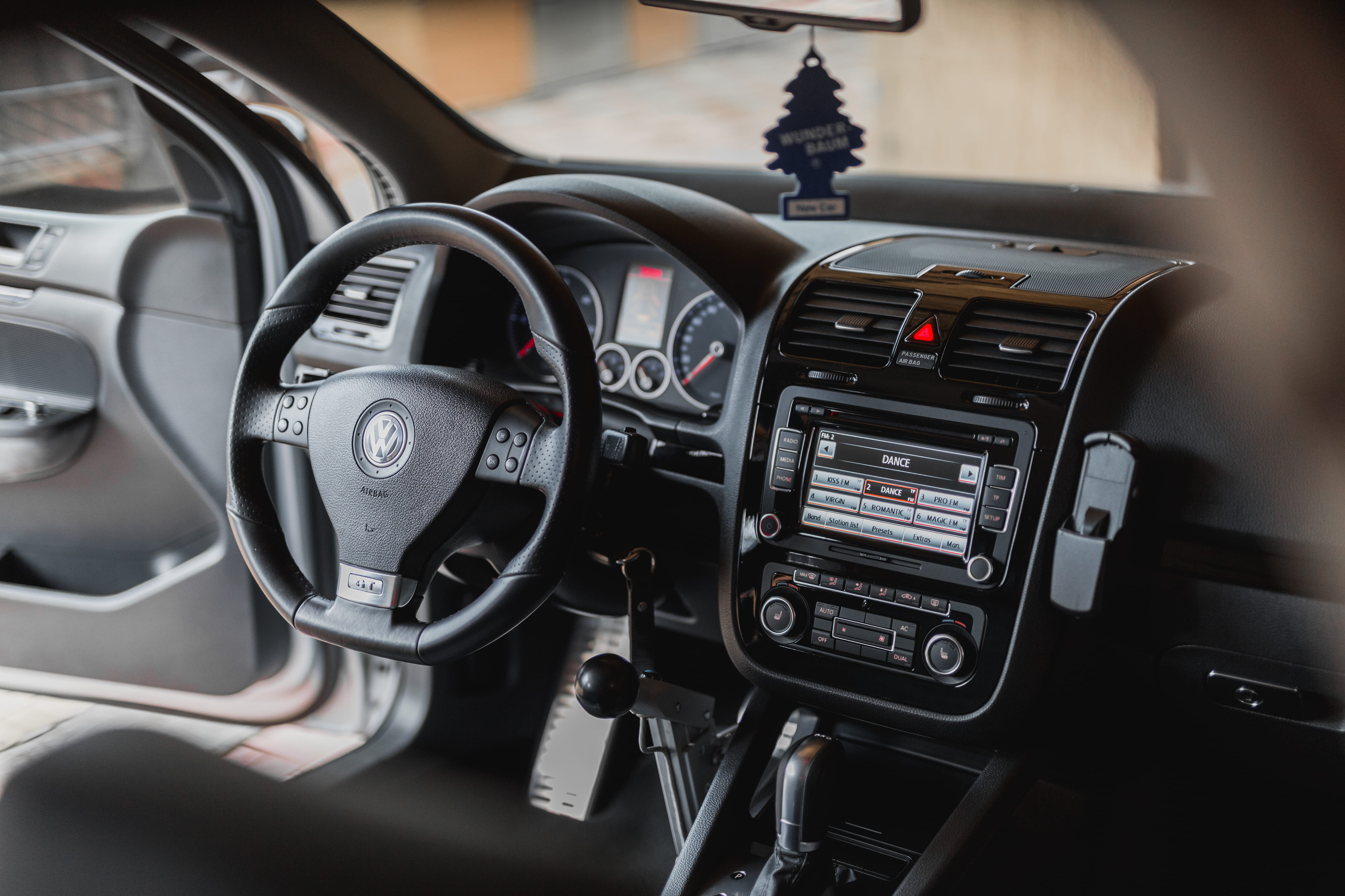 explore, clean, old, speedometer, window, control, interior, mode of Transport, vw, cockpit, volkswagen, radio, 5K, adventure, door, car, travel, speed, HD Wallpaper