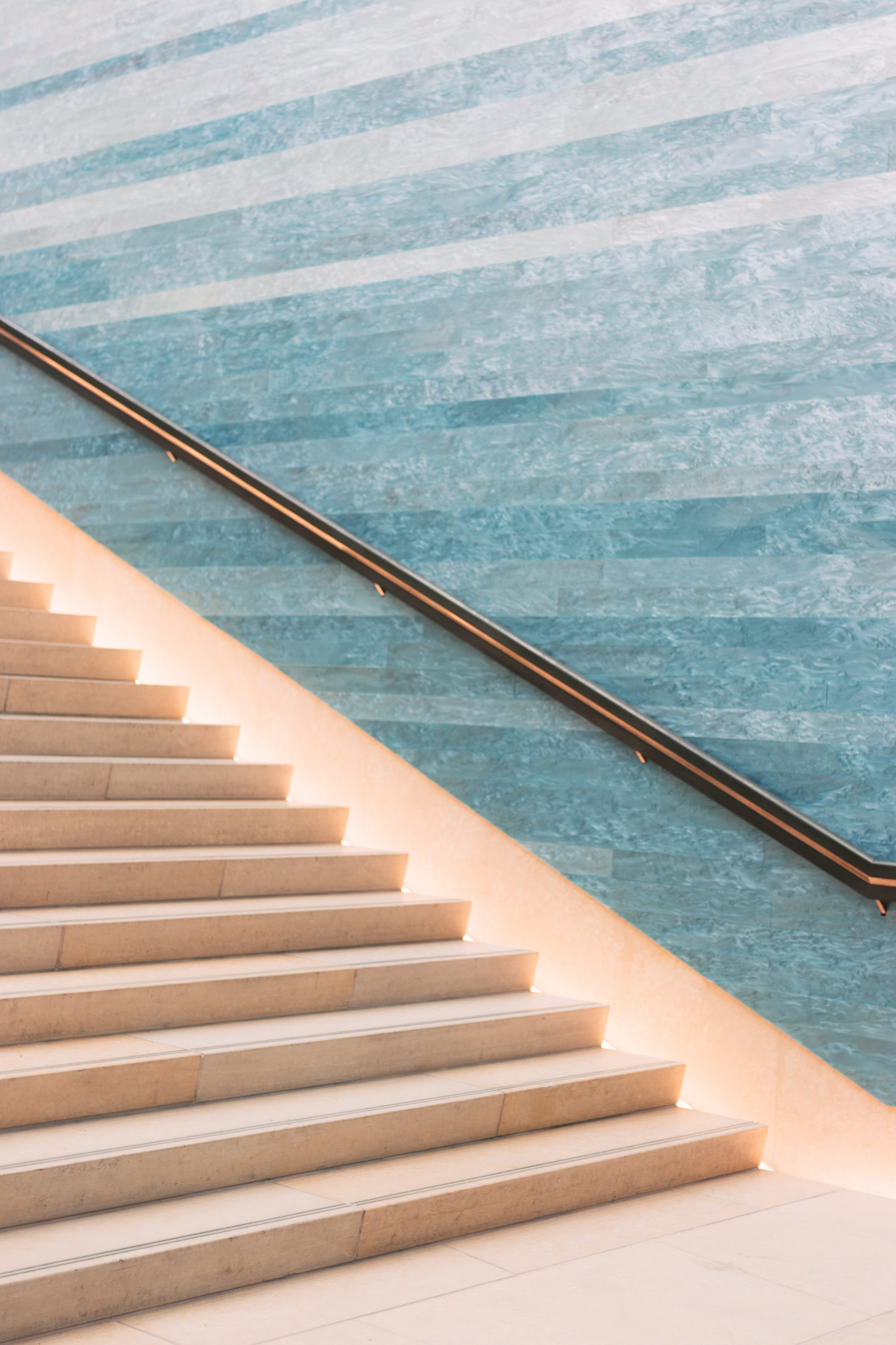 steps and staircases, stairwell, museum, railing, day, low angle view, built structure, staircase, architecture, sunlight, outdoors, white color, the way forward, Phone HD Wallpaper