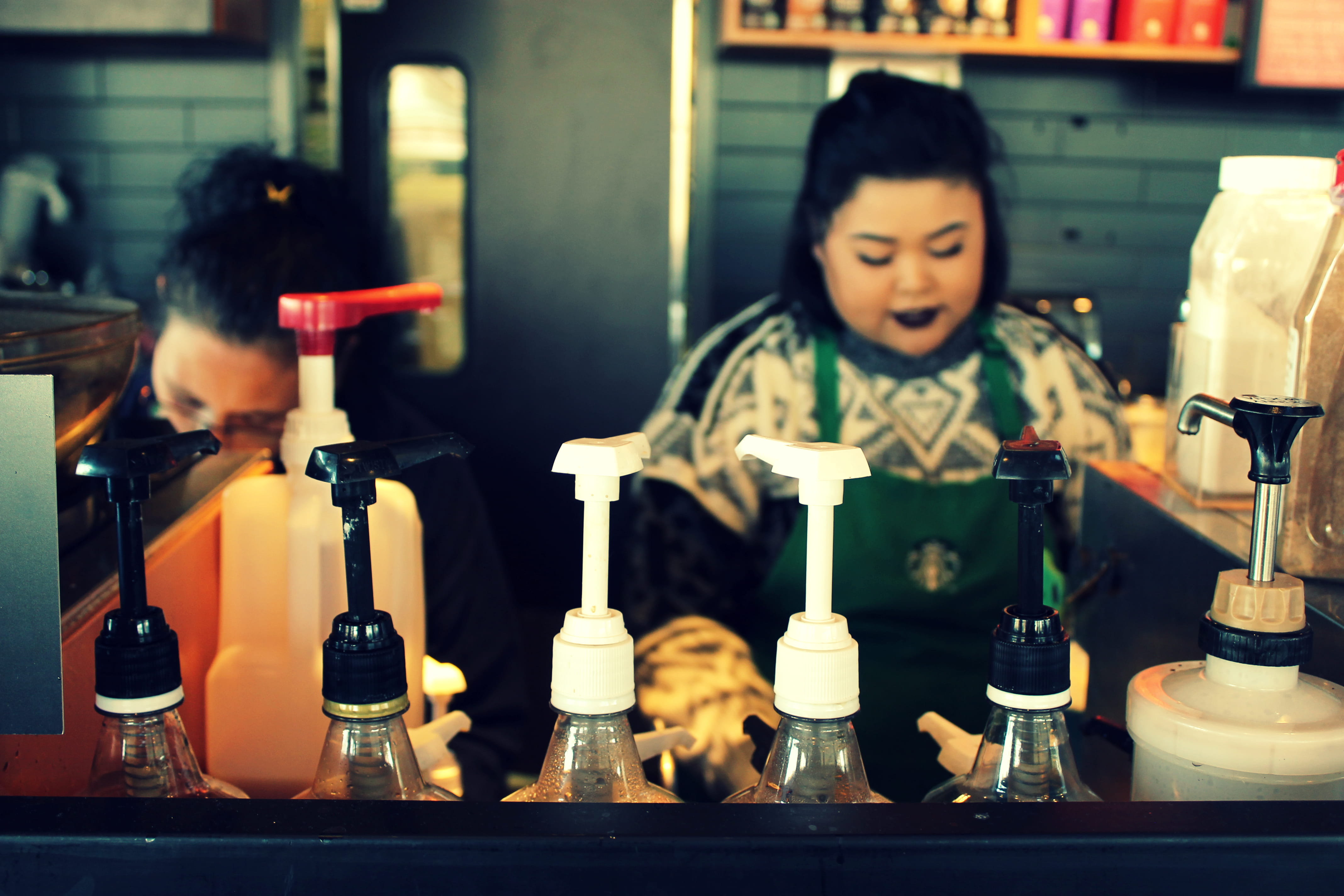 variation, occupation, choice, indoors, starbucks, one person, whichflavour, thesix, people, focus on foreground, container, education, real people, canada, HD Wallpaper