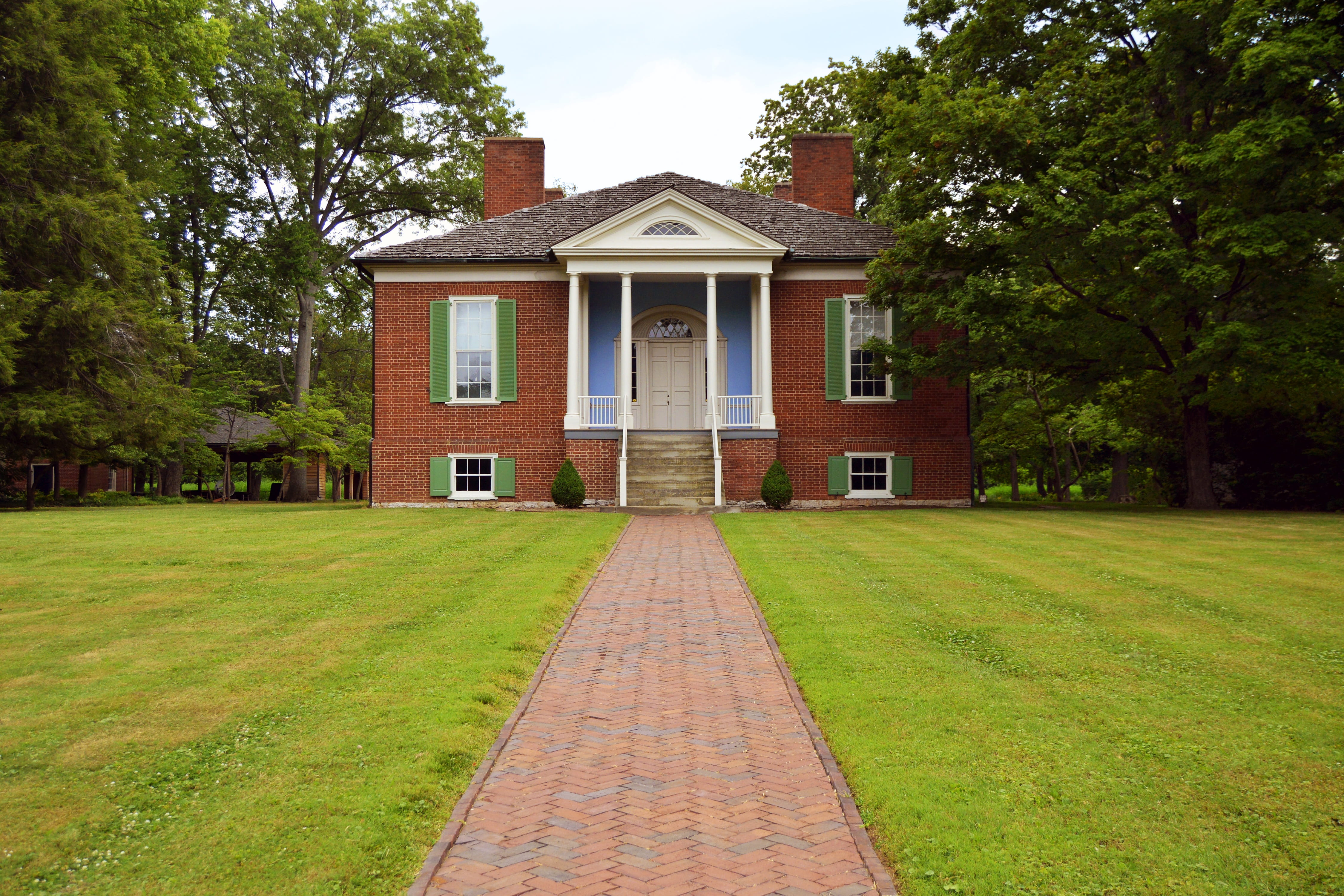 era, window, day, large, plant, nature, big, historical, federal, hemp farm, brick, lawn, louisville, built structure, tree, no people, house, style, grass, HD Wallpaper