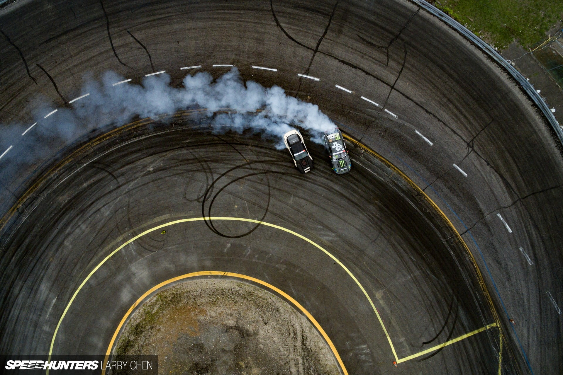 race cars, mode of transportation, high angle view, outdoors, shape, road, photo, 1080P, architecture, aerial, travel, drift, motion, rubber, no people, HD Wallpaper
