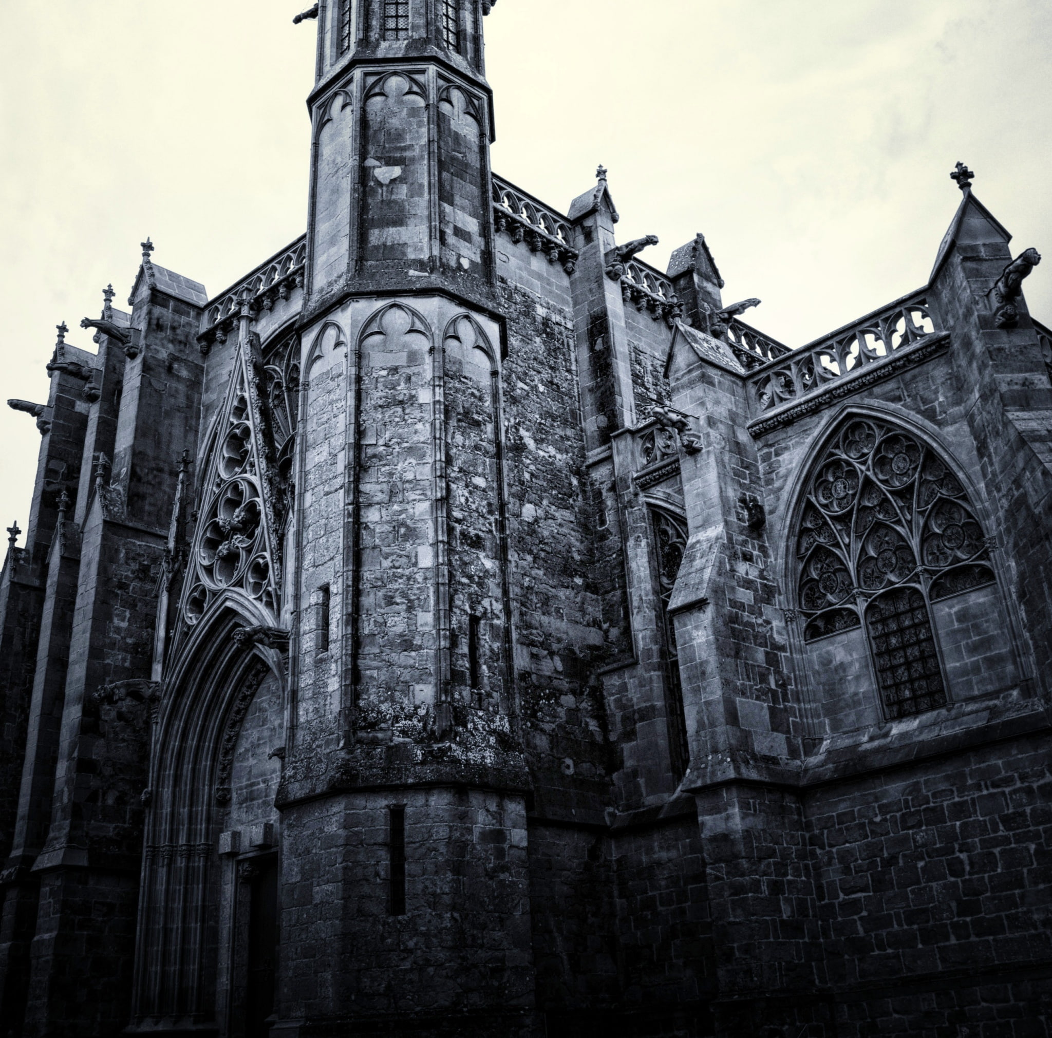 aude, Shadows, building exterior, ornate, lacite, paynes, place of worship, celse, basilica, sombra, Light, carcassonne, Shadow, saintnazaire, history, HD Wallpaper