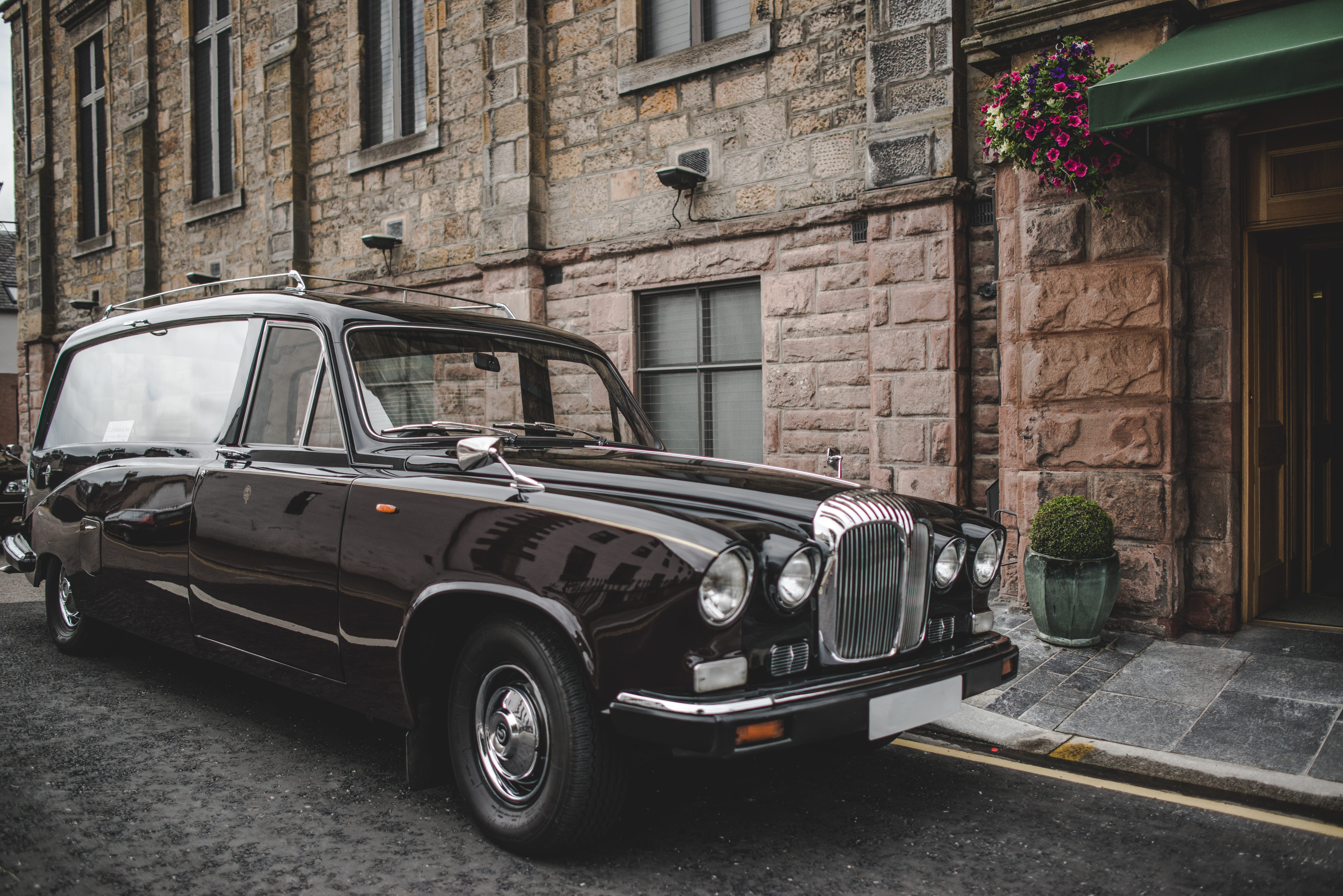 concrete, classical style, vehicle, no people, motor vehicle, classic, land vehicle, retro styled, design, vintage car, mode of transportation, daytime, HD Wallpaper