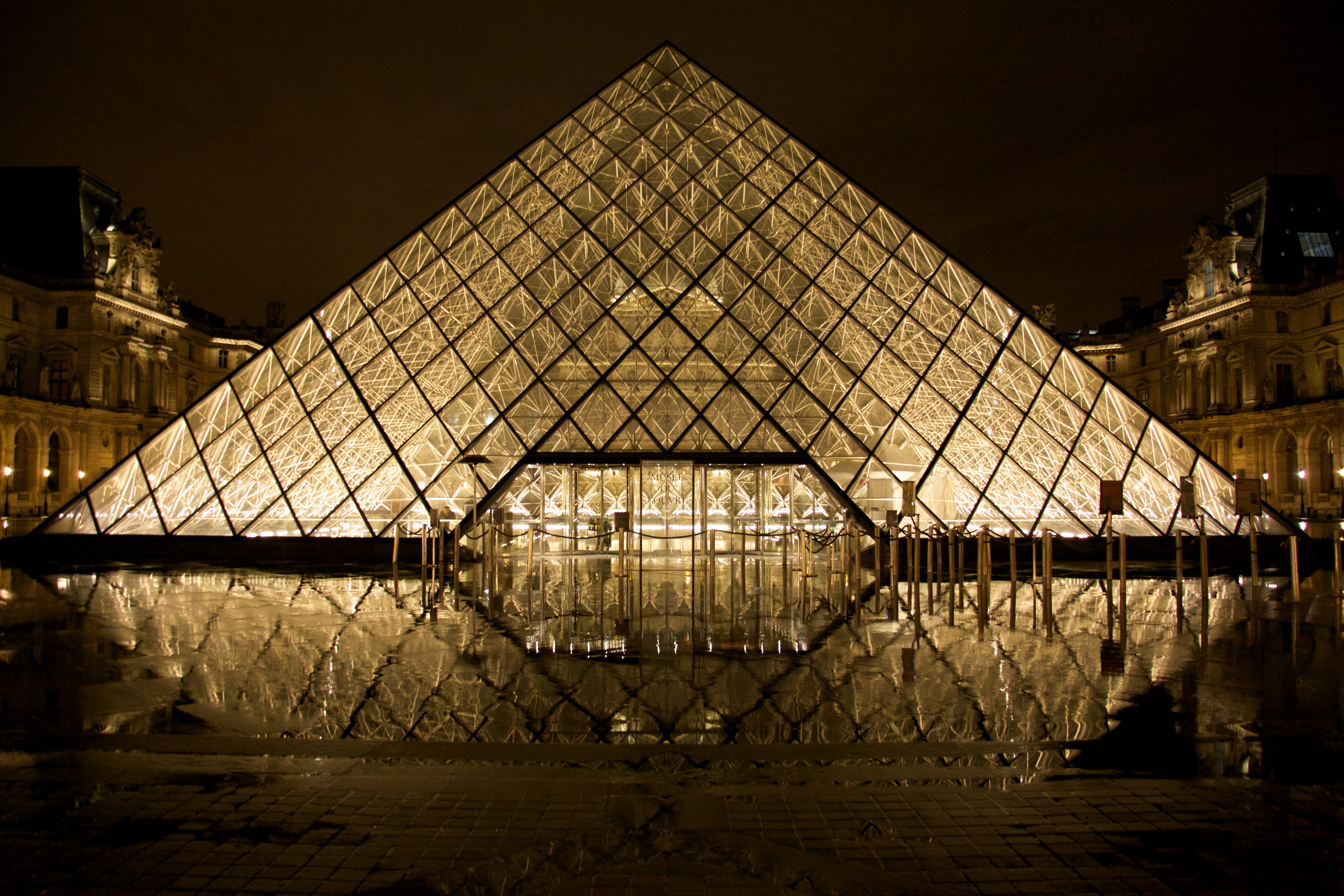 building exterior, capital, ancient, french, glass, culture, europe, water, sky, paris, historic, tourism, the past, built structure, louvre, old, outdoors, HD Wallpaper
