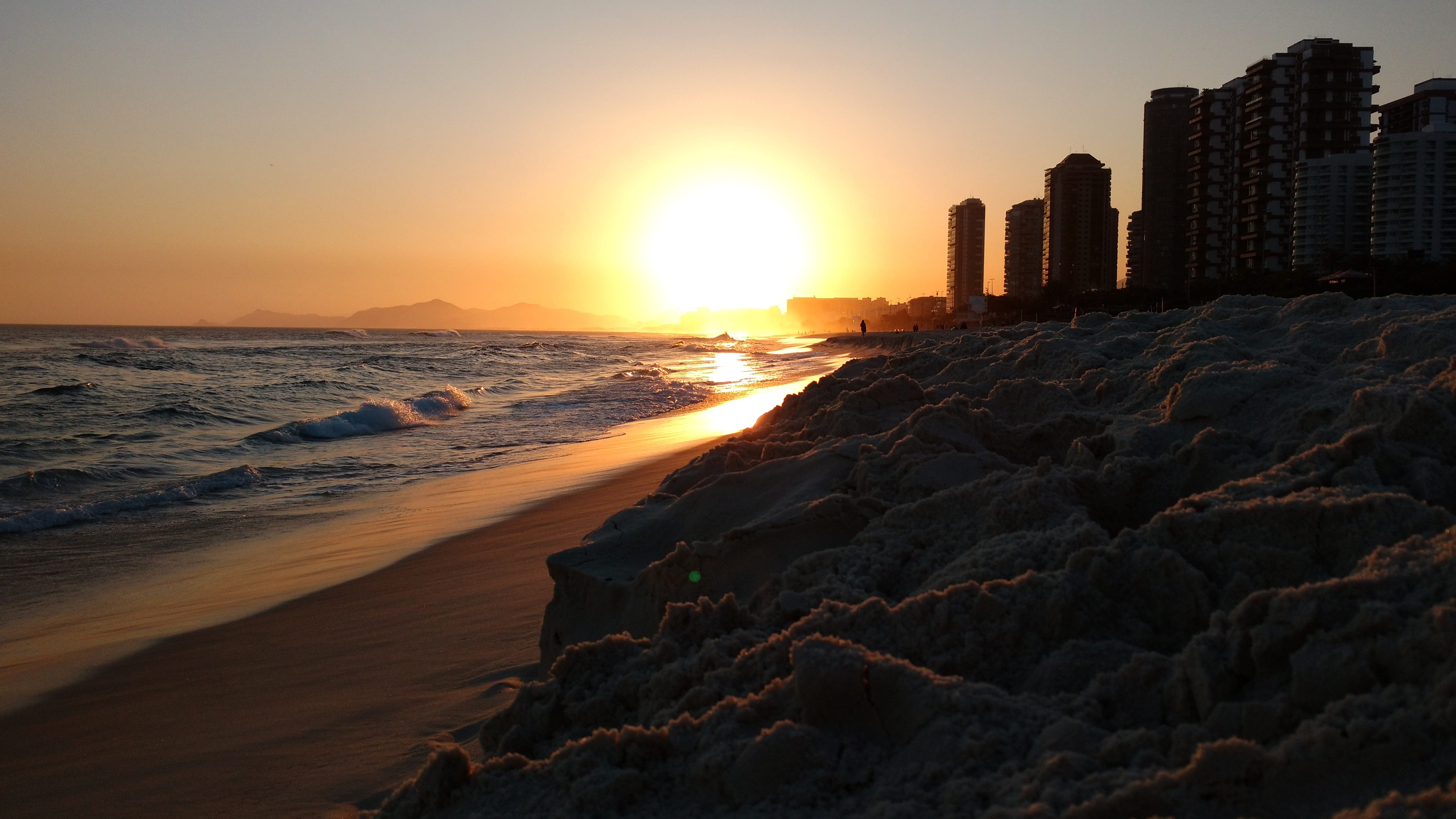 building exterior, scenics - nature, no people, architecture, mar, skyscraper, water, office building exterior, bar, city, rio de janeiro, eventide, land, HD Wallpaper