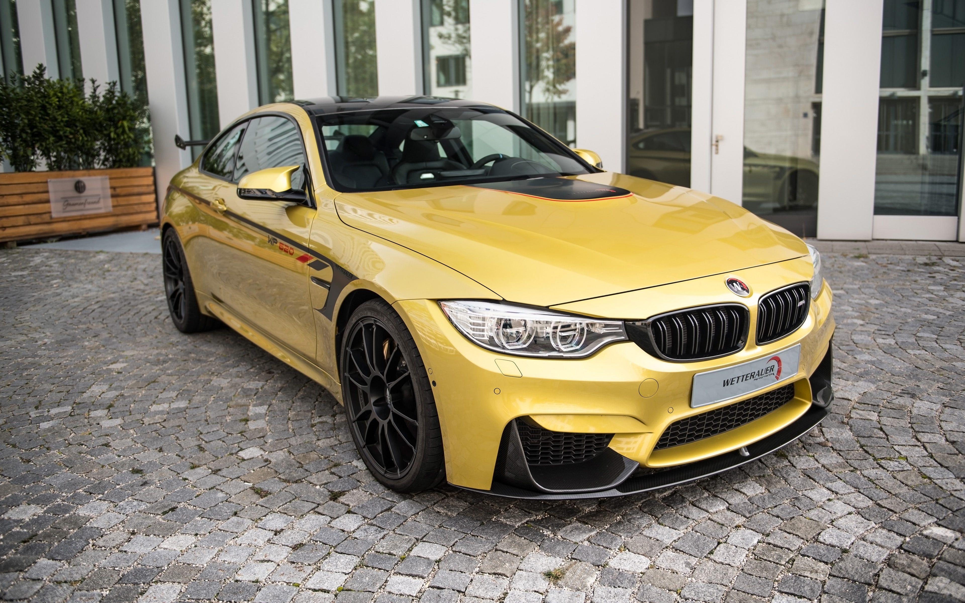 mode of transportation, land vehicle, outdoors, car, day, city, 4K, cobblestone, stationary, motor vehicle, taxi, transportation, building exterior, yellow, HD Wallpaper