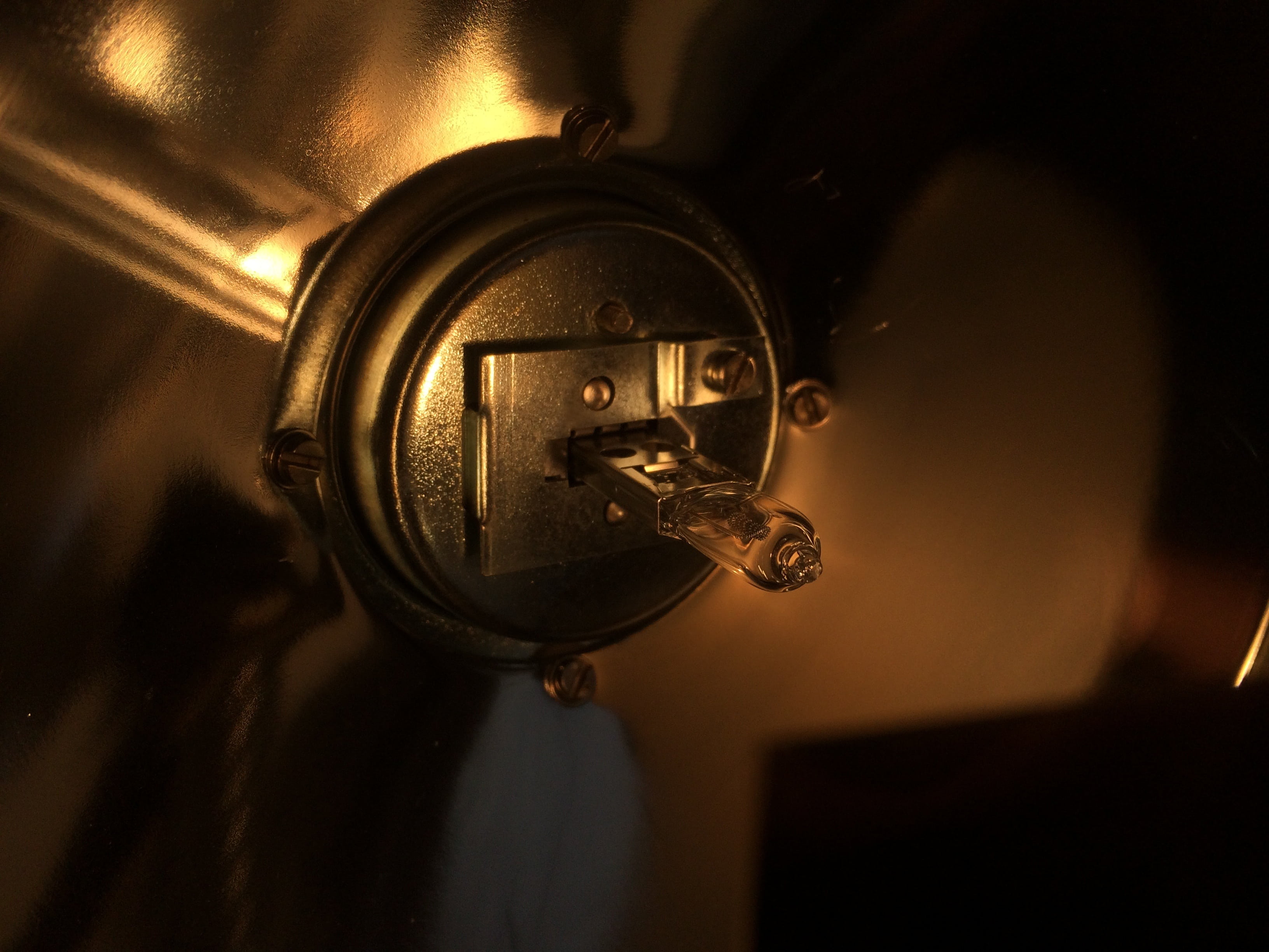 connection, concave mirror, close-up, communication, electric light, lighting, mode of transportation, railway, lamp, halogen lamp, selective focus, immediately, HD Wallpaper