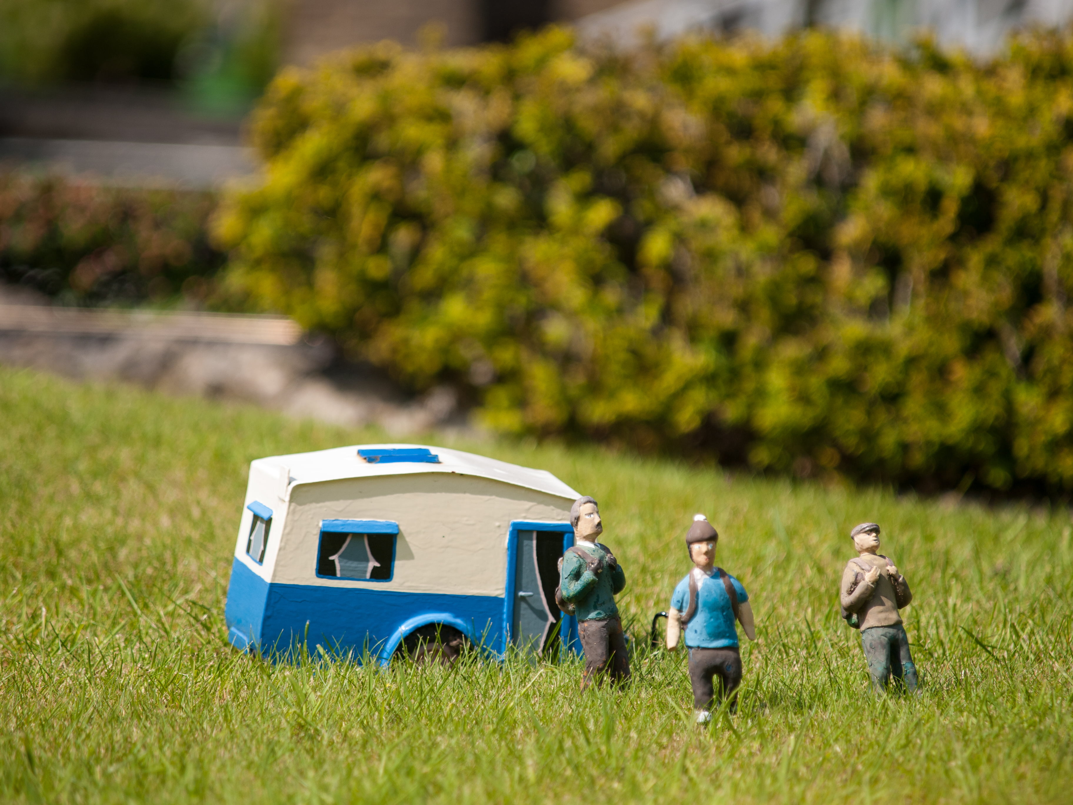 outdoors, three, near, Olympus E-3, 2K, trip, photo, day out, event, digital-camera, Zuiko Digital, family, enclosed, caravan, close, Models, men, Bekonscot Model Village, HD Wallpaper