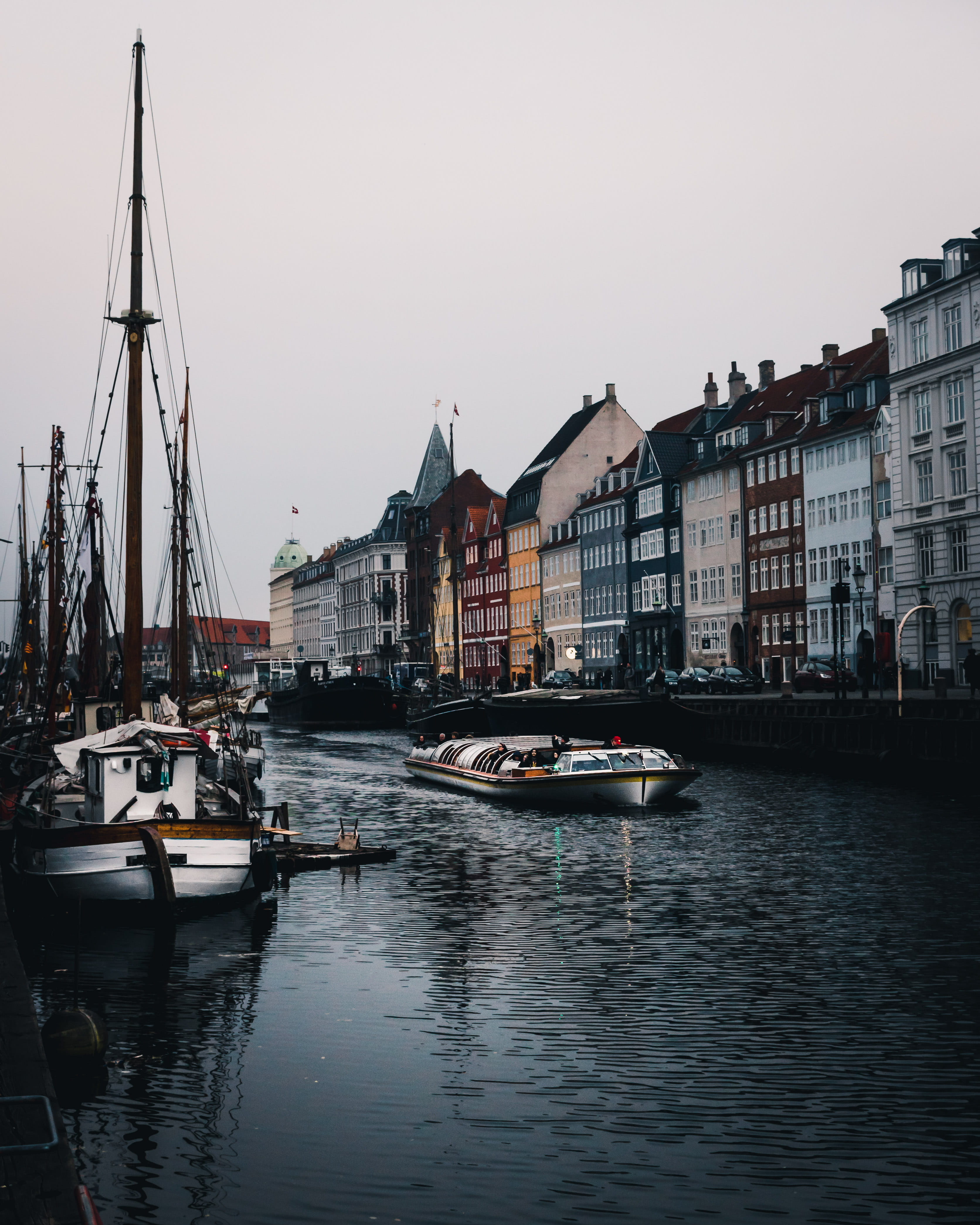 waterfront, water, venice, body, city, yacht, copenhagen, marina, travel, outdoors, passenger craft, building, mast, 4K, day, row house, nautical vessel, Phone HD Wallpaper