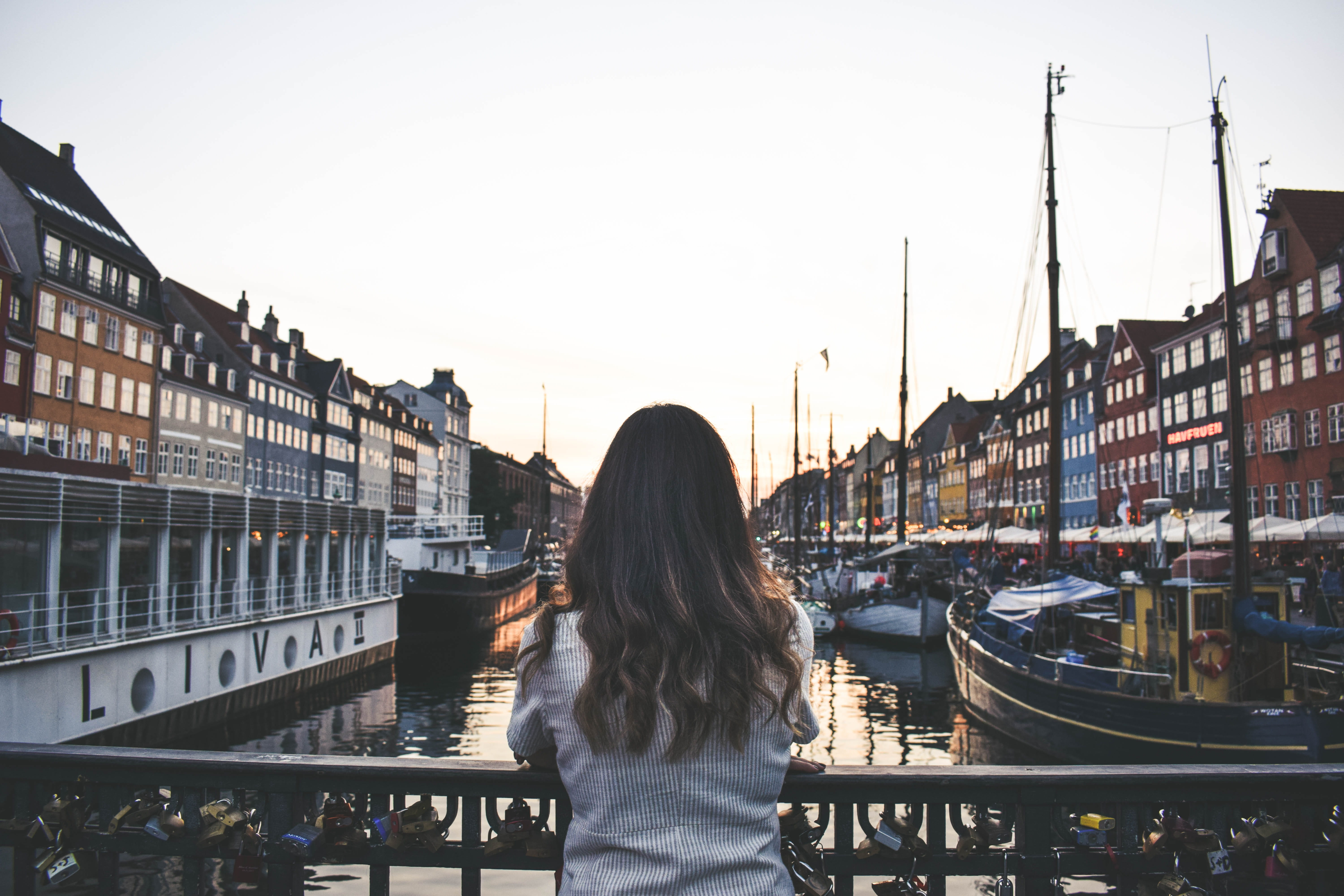 girl, 5K, nyhavn, explore, hairstyle, outdoors, adult, women, traveller, blue, standing, long hair, looking at view, city, travel, street, lifestyles, HD Wallpaper