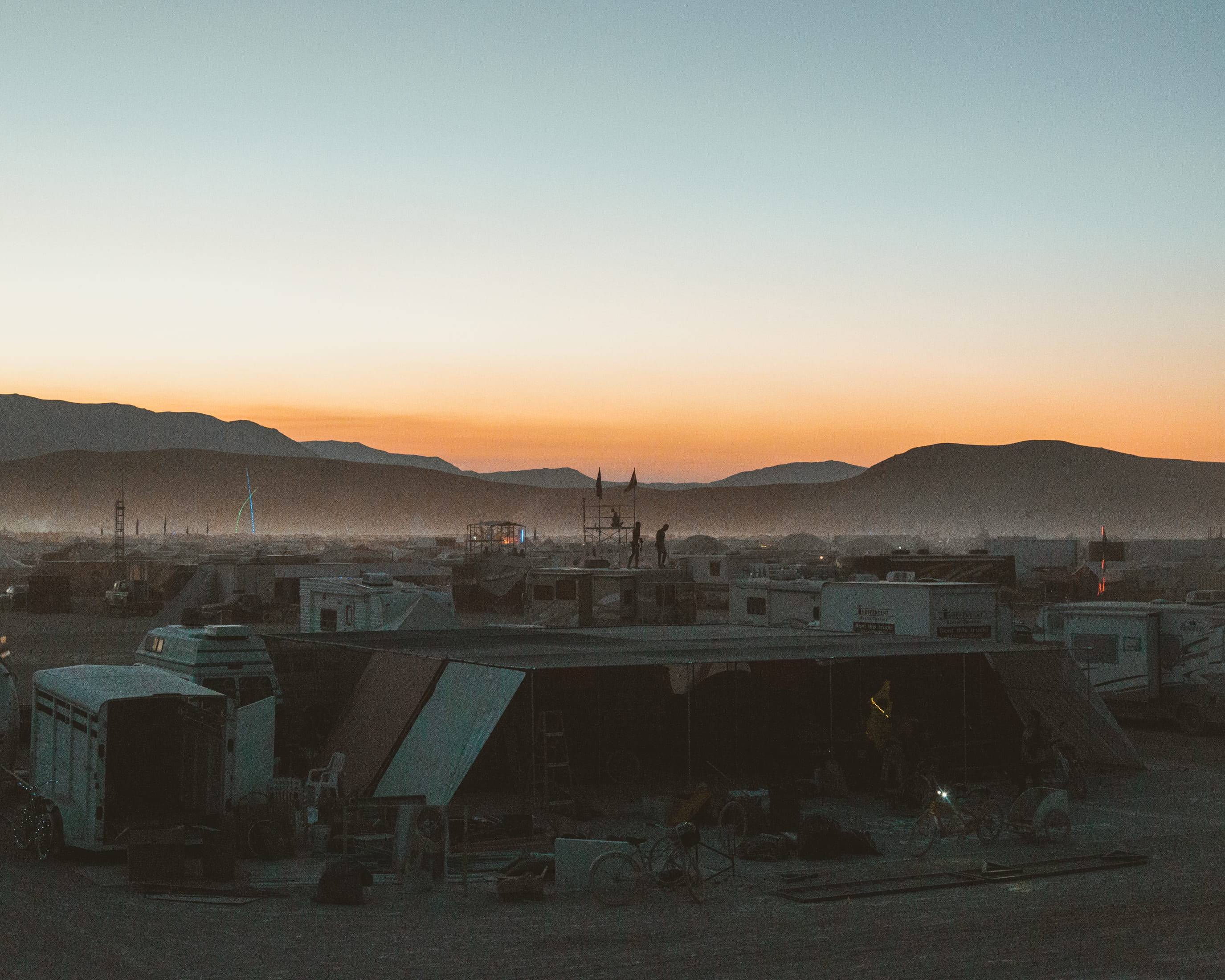 skyline, 2K, building exterior, fuel and power generation, copy space, city, nature, sunset, dusty, black rock city, industry, water, high angle view, HD Wallpaper