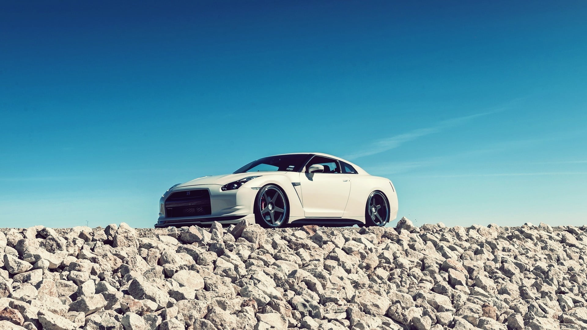1080P, travel, land vehicle, Nissan, car, land, outdoors, day, sky, coupe, blue, transportation, clear sky, no people, arid climate, mode of transportation, HD Wallpaper