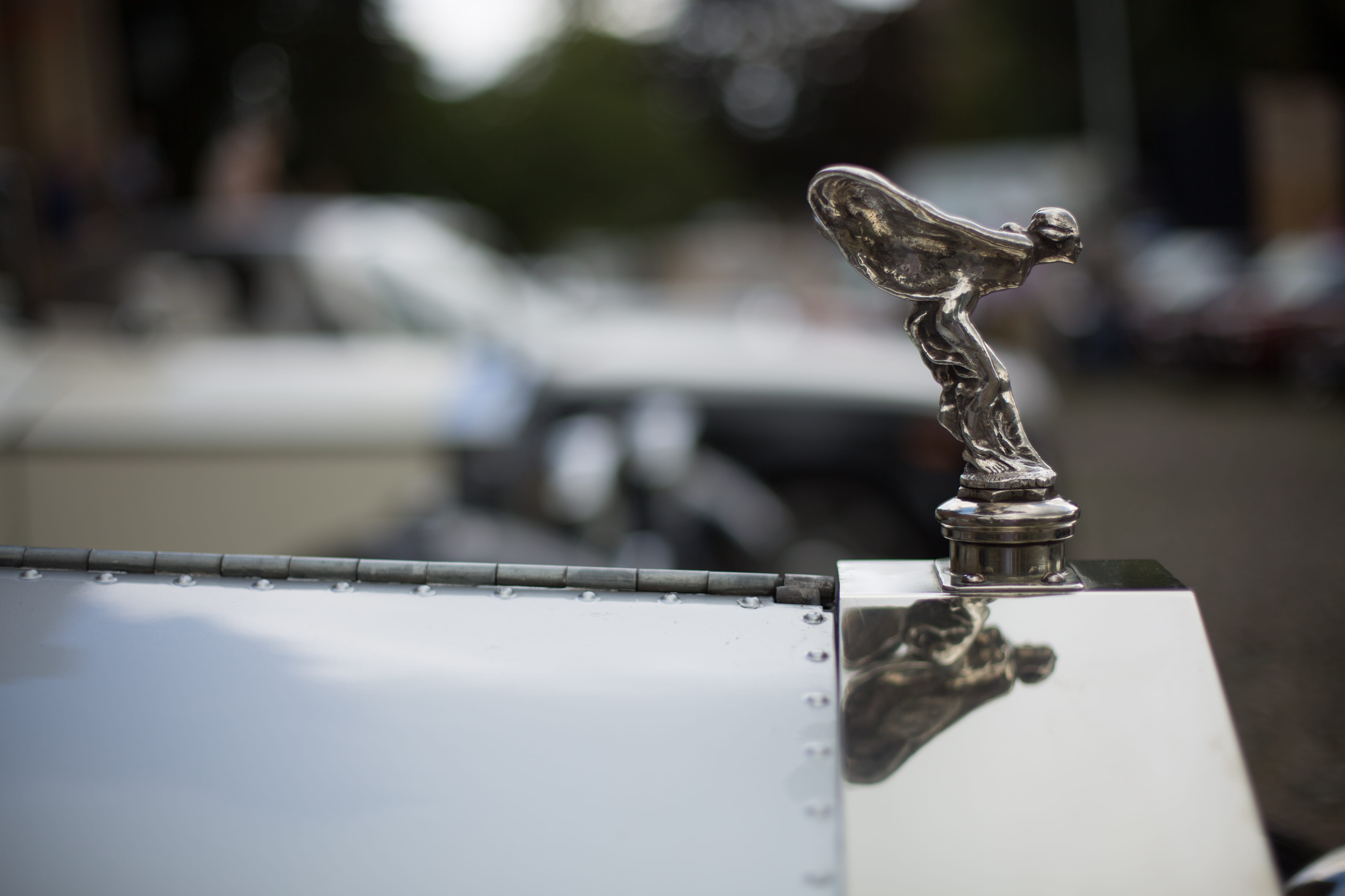 flowing, built structure, creativity, classic motor, no people, vintage car, building exterior, mode of transportation, rolls royce, united kingdom, fountain, HD Wallpaper