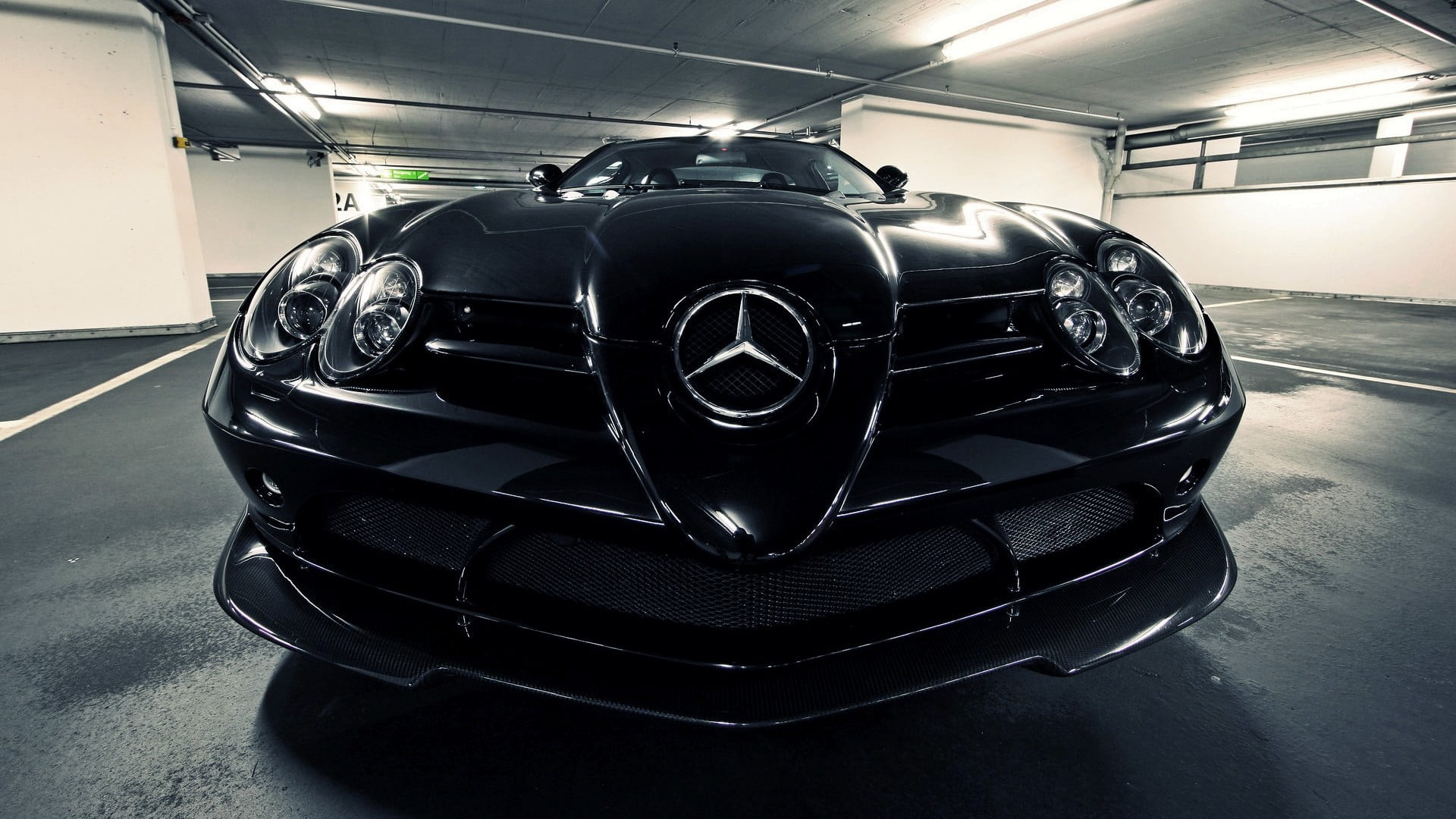 luggage, no people, car, land vehicle, 1080P, equipment, transportation, parking lot, mercedes, modern, black, mode of transportation, indoors, motor vehicle, HD Wallpaper