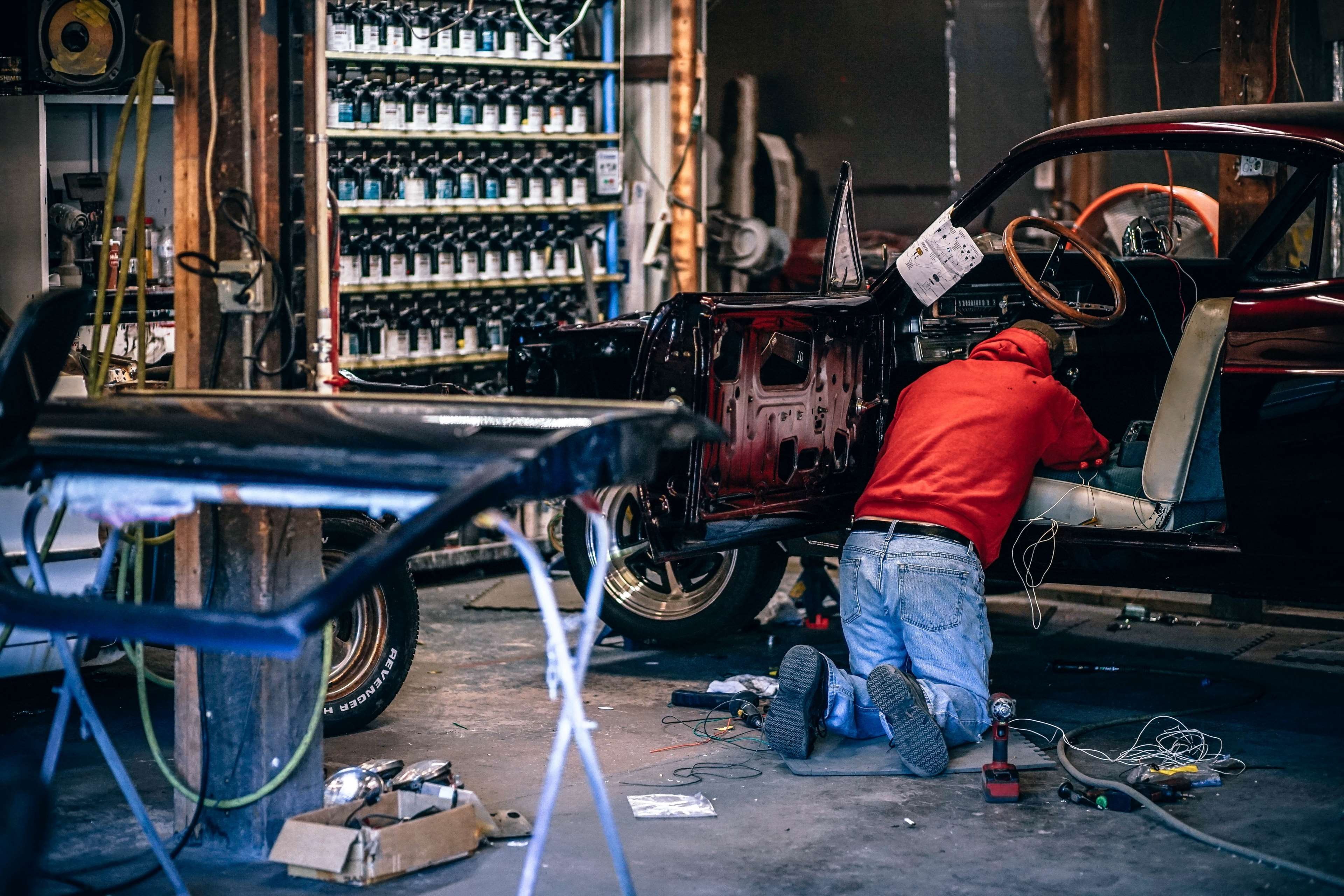 men, working, care, car, shiny, auto, casual clothing, adult, exterior, mechanic, motor, standing, indoor, one person, complexity, garage, skill, colour, HD Wallpaper