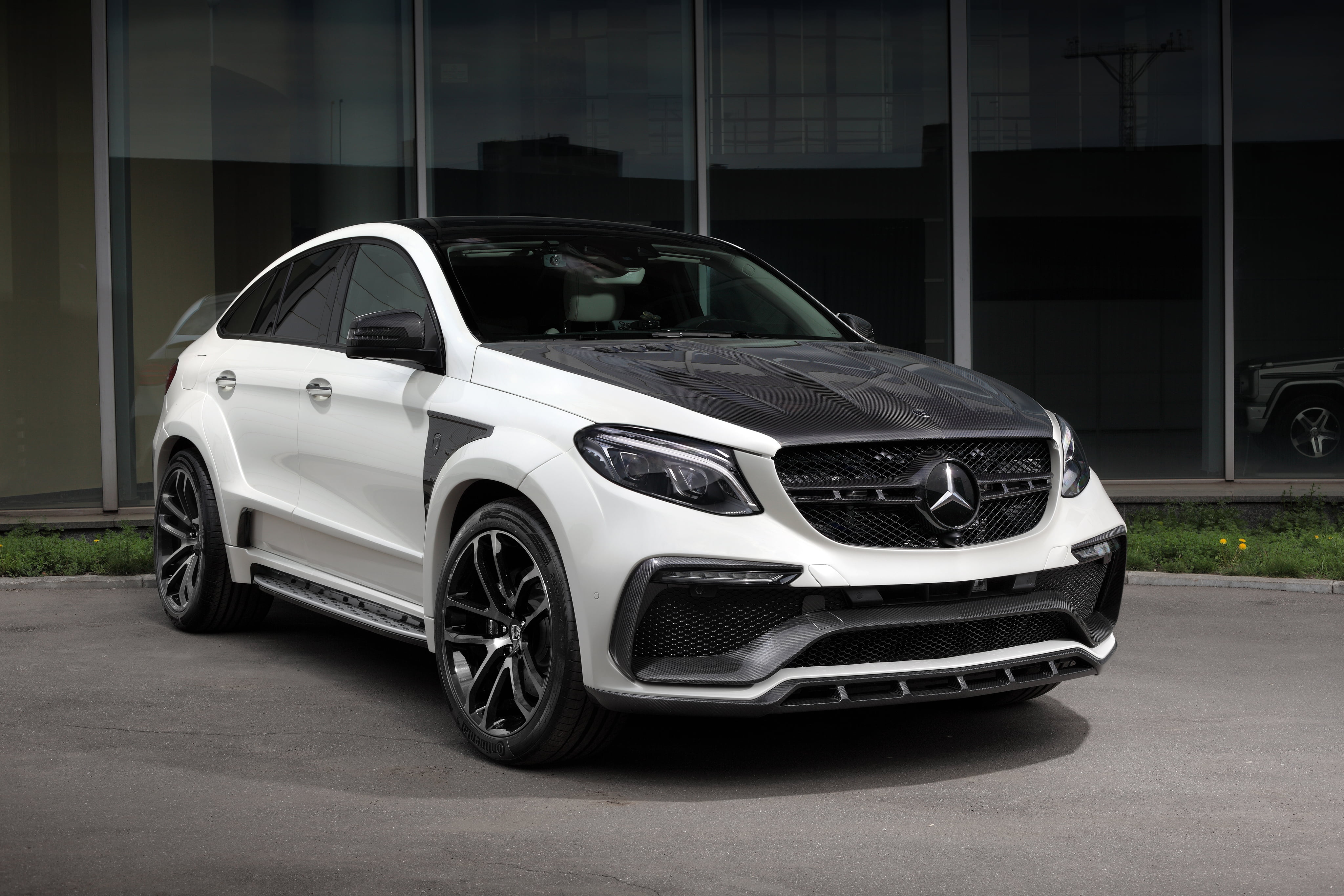 metal, elegance, parking, benz, grille, retro styled, exhibition, built structure, black Color, land Vehicle, no People, travel, gle-class, black, city, HD Wallpaper
