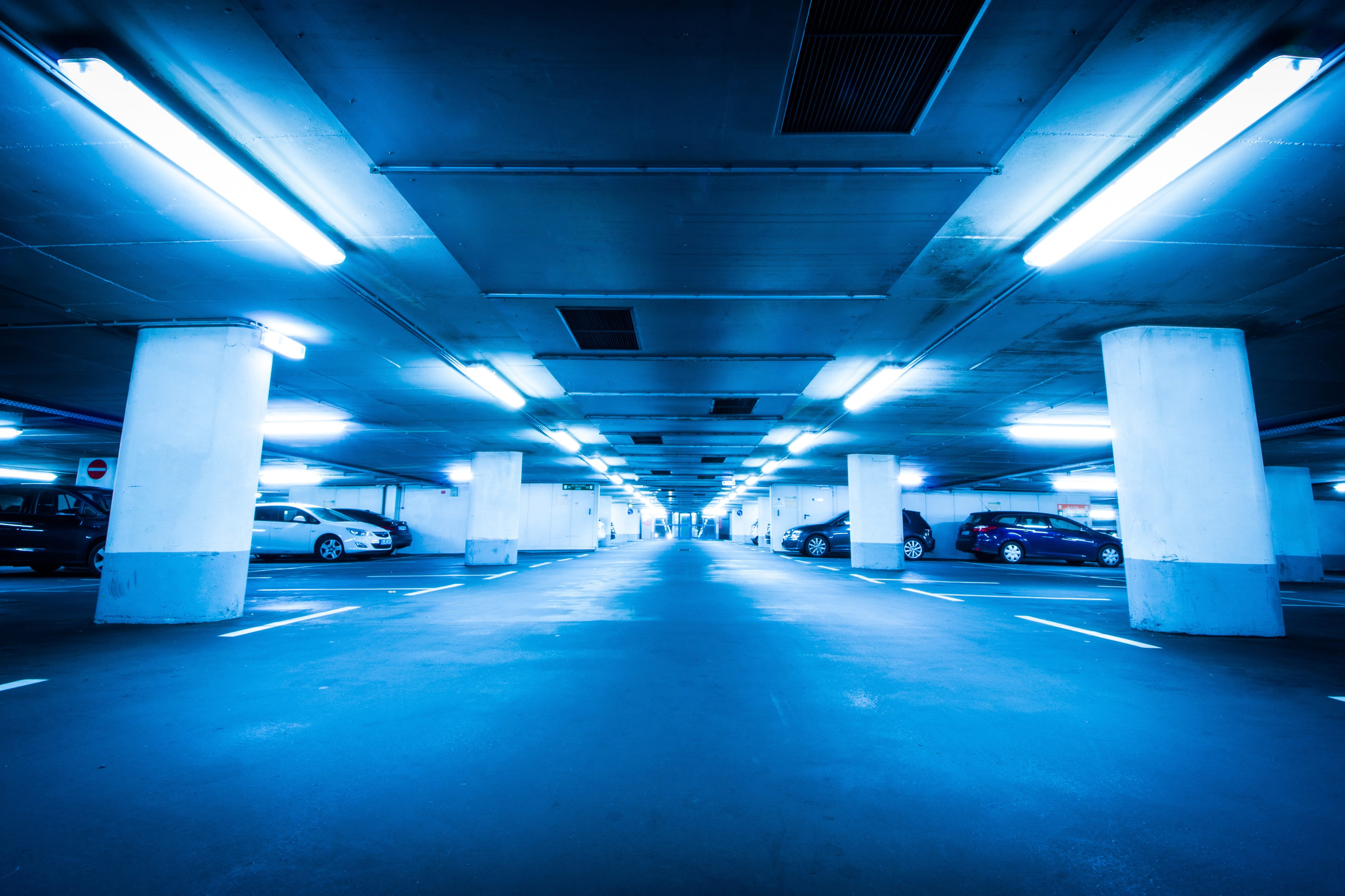 parking lot, sign, 4K, Underground, architecture, vanishing point, illuminated, no people, artificial light, empty, transportation, park, concrete, diminishing perspective, HD Wallpaper