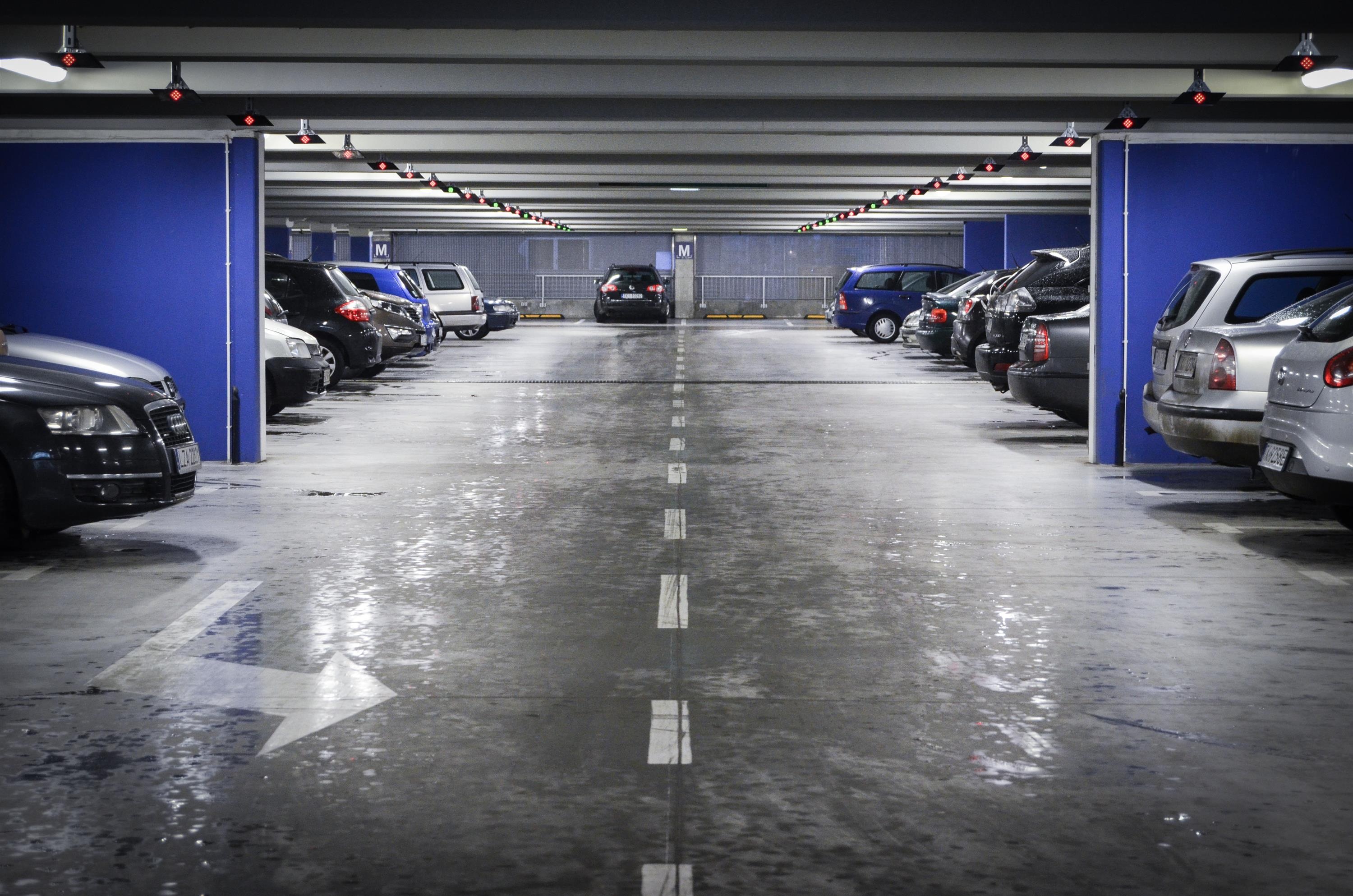 traffic, ceiling, transportation, car, incidental people, shopping mall, 2K, mode of transportation, in a row, motor vehicle, the way forward, parking garage, HD Wallpaper