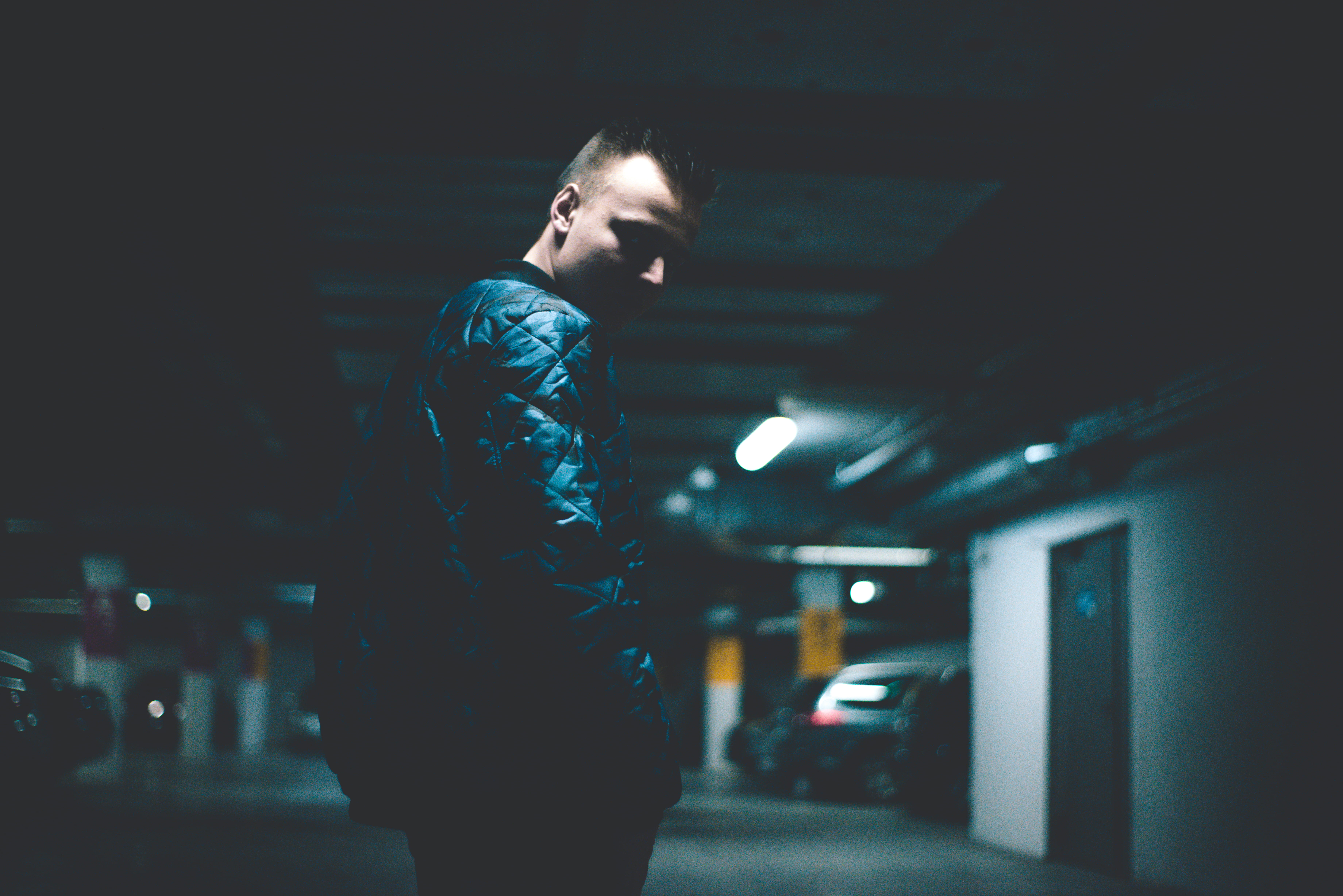 wearing, underground car park, three quarter length, man, looking, lifestyles, architecture, indoors, suit, young men, standing, automobile, sleeve, blue, HD Wallpaper