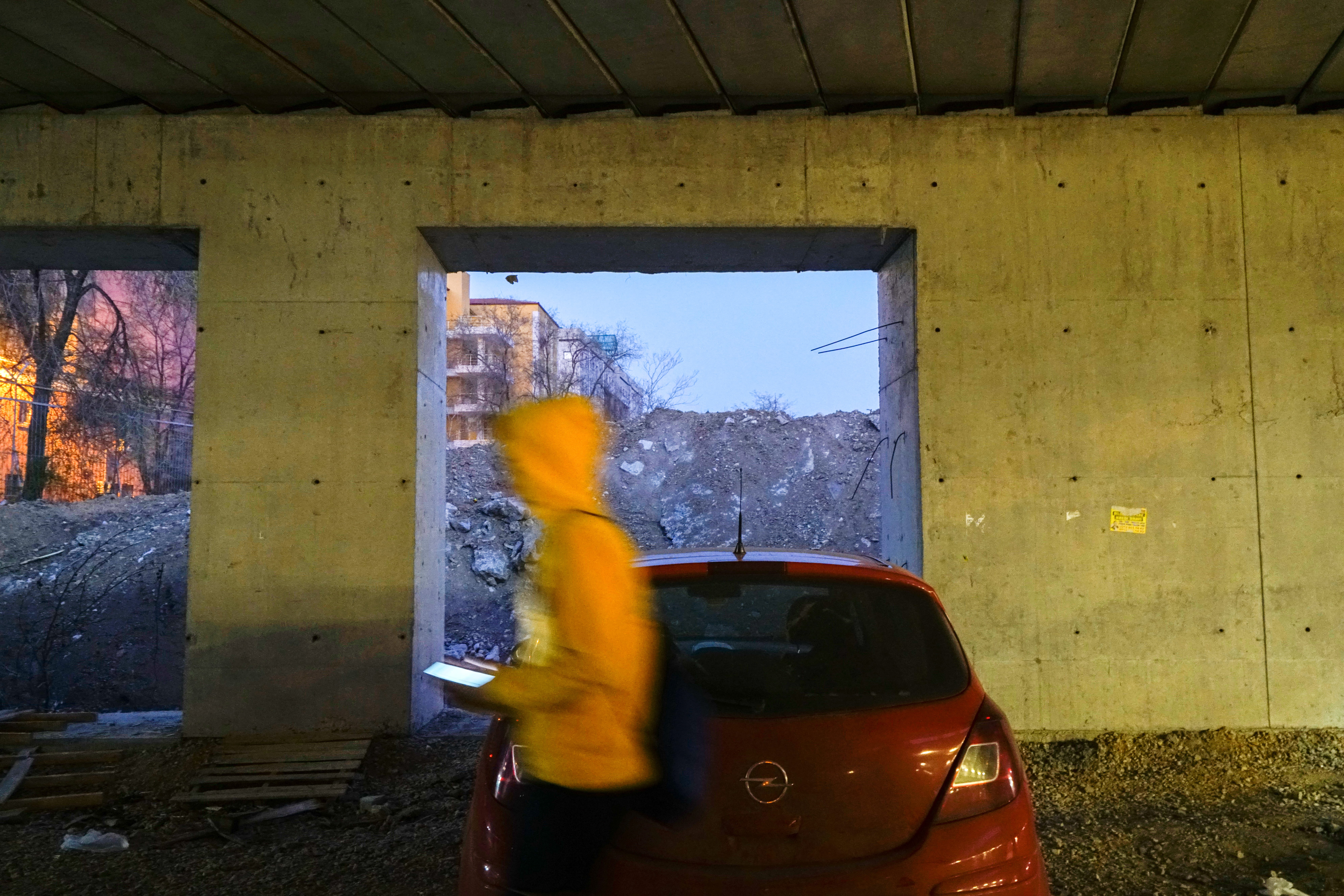 obsolete, built structure, korkutreis mahallesi, abandoned, construction, brick, car, near, garage, urban, opel, city, wearing, wall, çankaya, transparent, HD Wallpaper