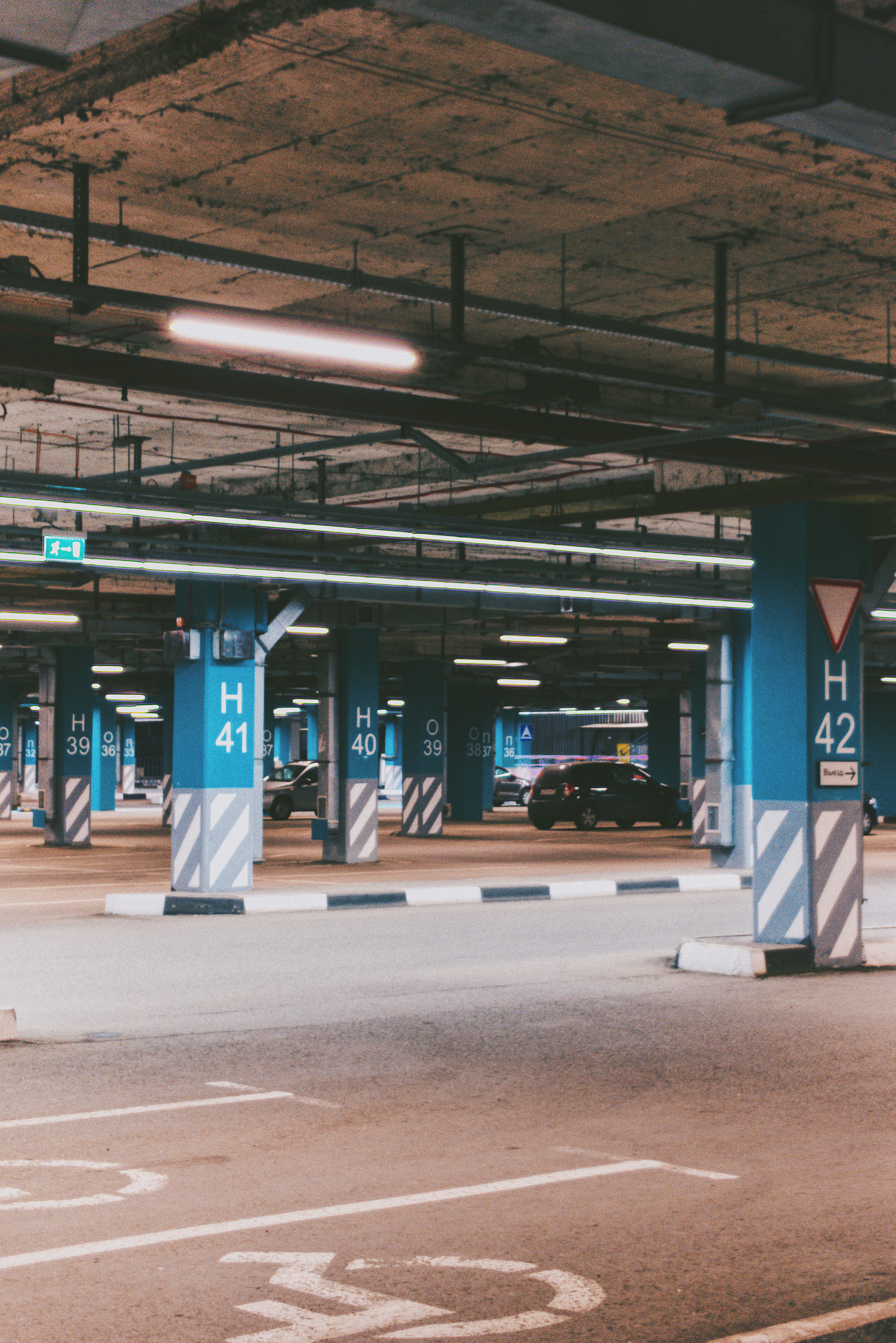parking, illuminated, parking garage, underground, empty, architectural column, light, day, indoors, transportation, kazan, architecture, built structure, Phone HD Wallpaper