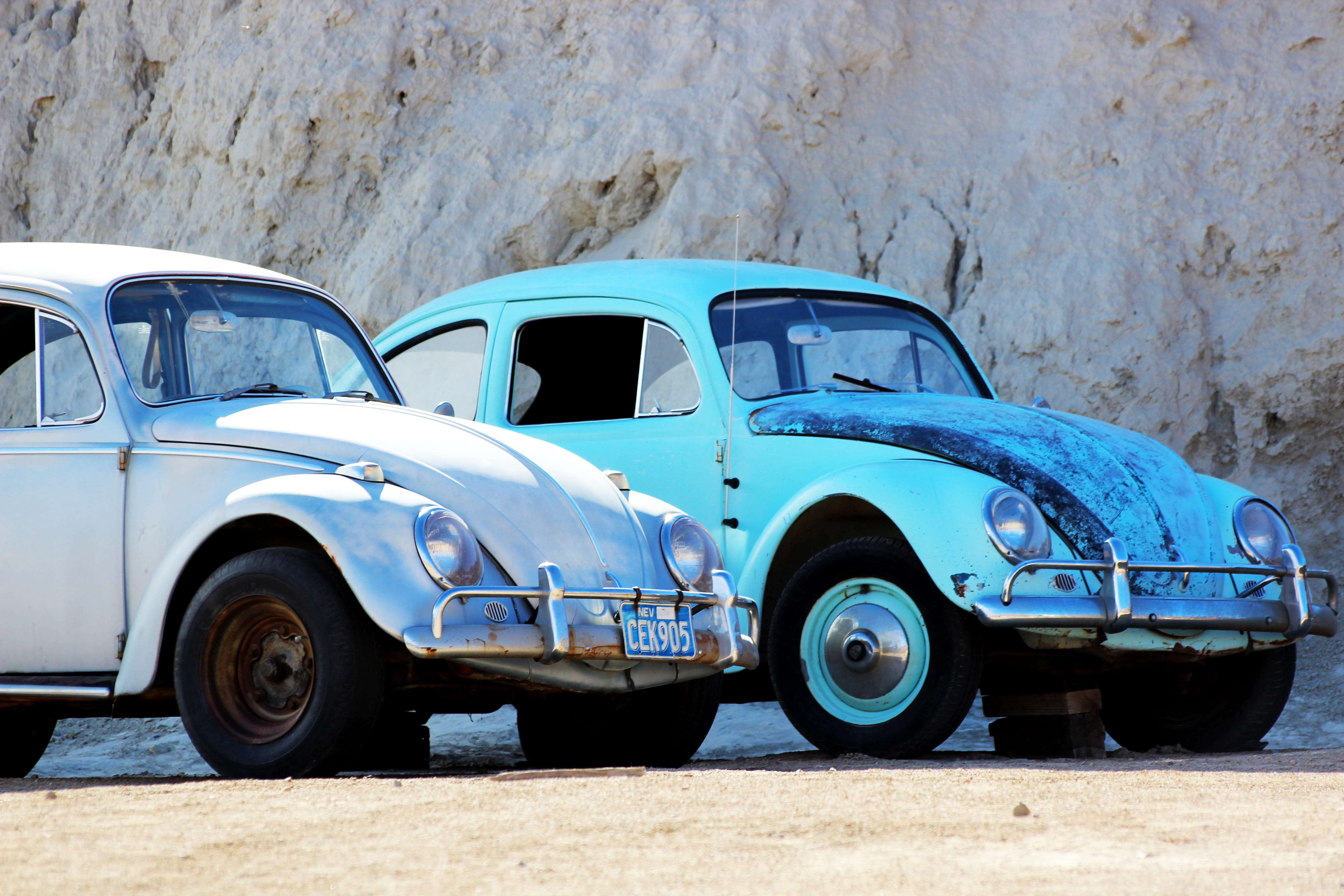 travel, parking, outdoors, transportation, beatle, 5K, blue, vintage, vw, pick-up truck, vintage car, road, volkswagen, car, desert, motor vehicle, day, HD Wallpaper